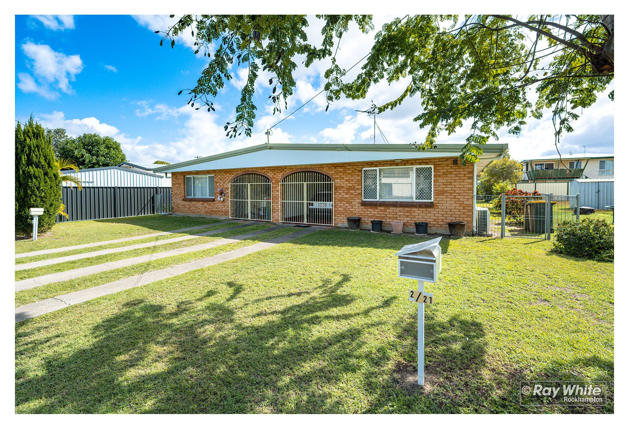 2/21 Hardy Avenue, Park Avenue, QLD 4701