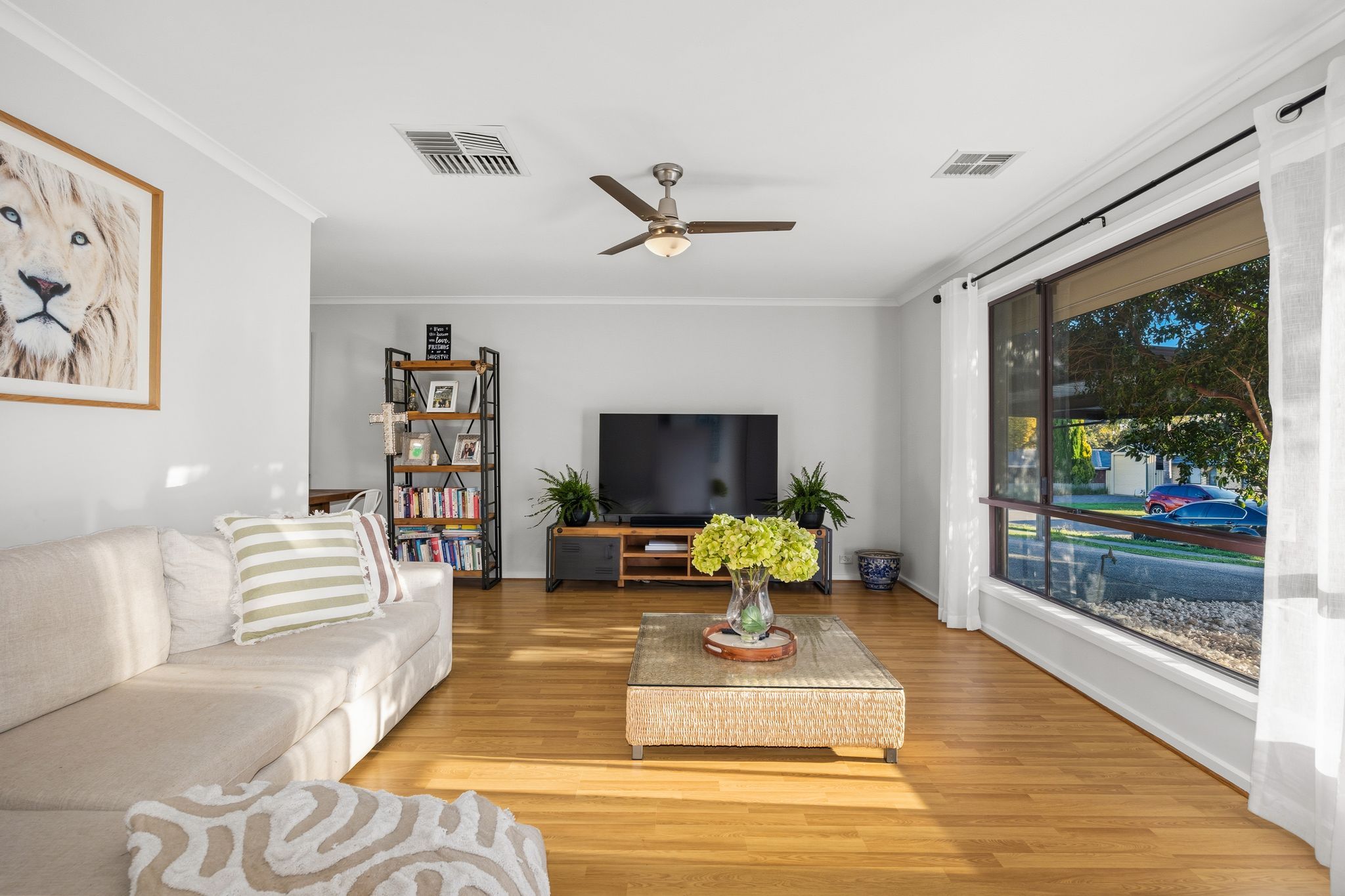 29 Kestral Way — photo 3 of 22
