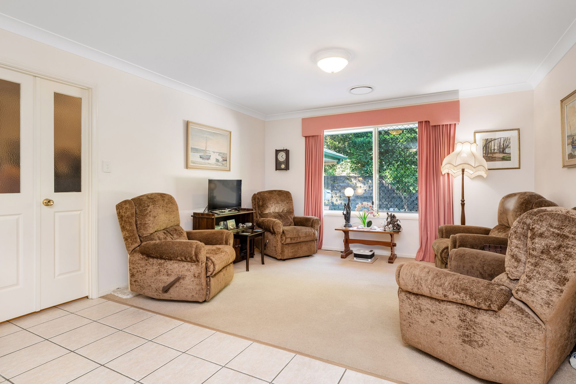 16 Goldie Street — photo 6 of 22