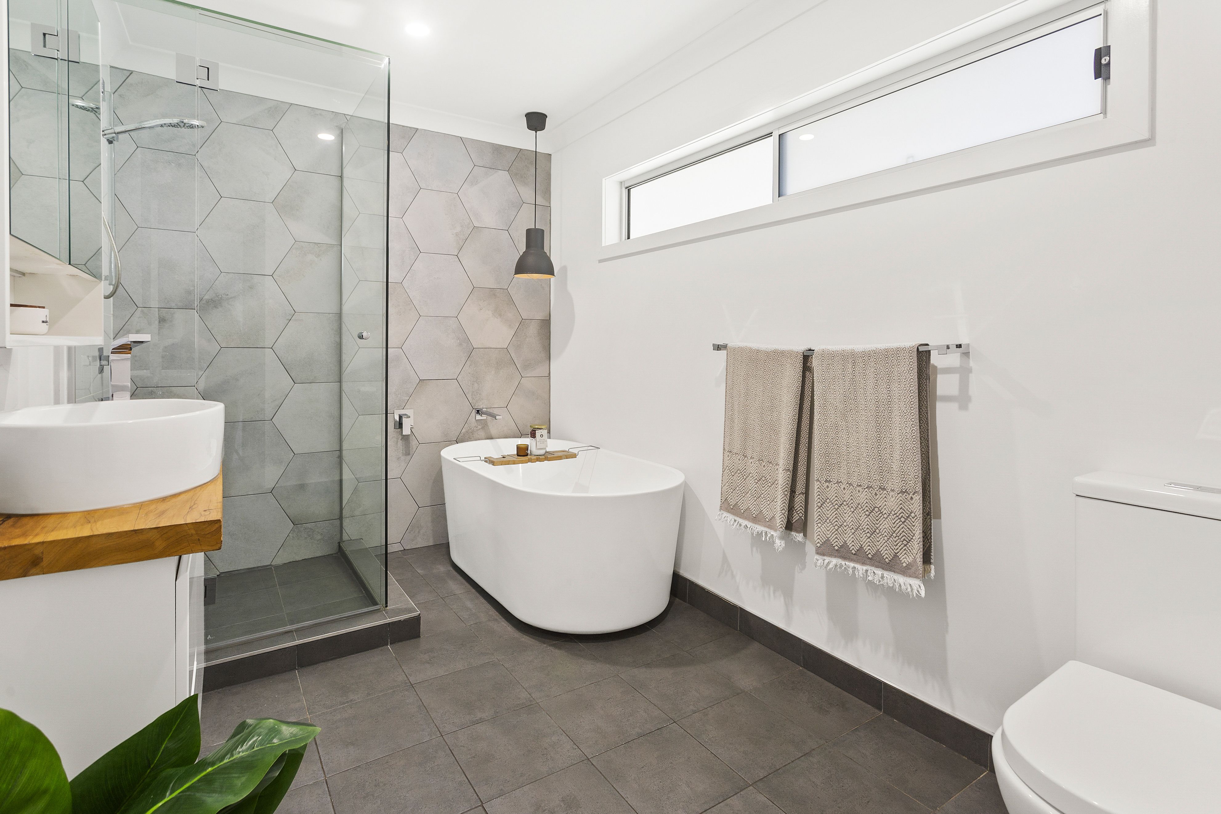 14 Brookfield Avenue — photo 9 of 12