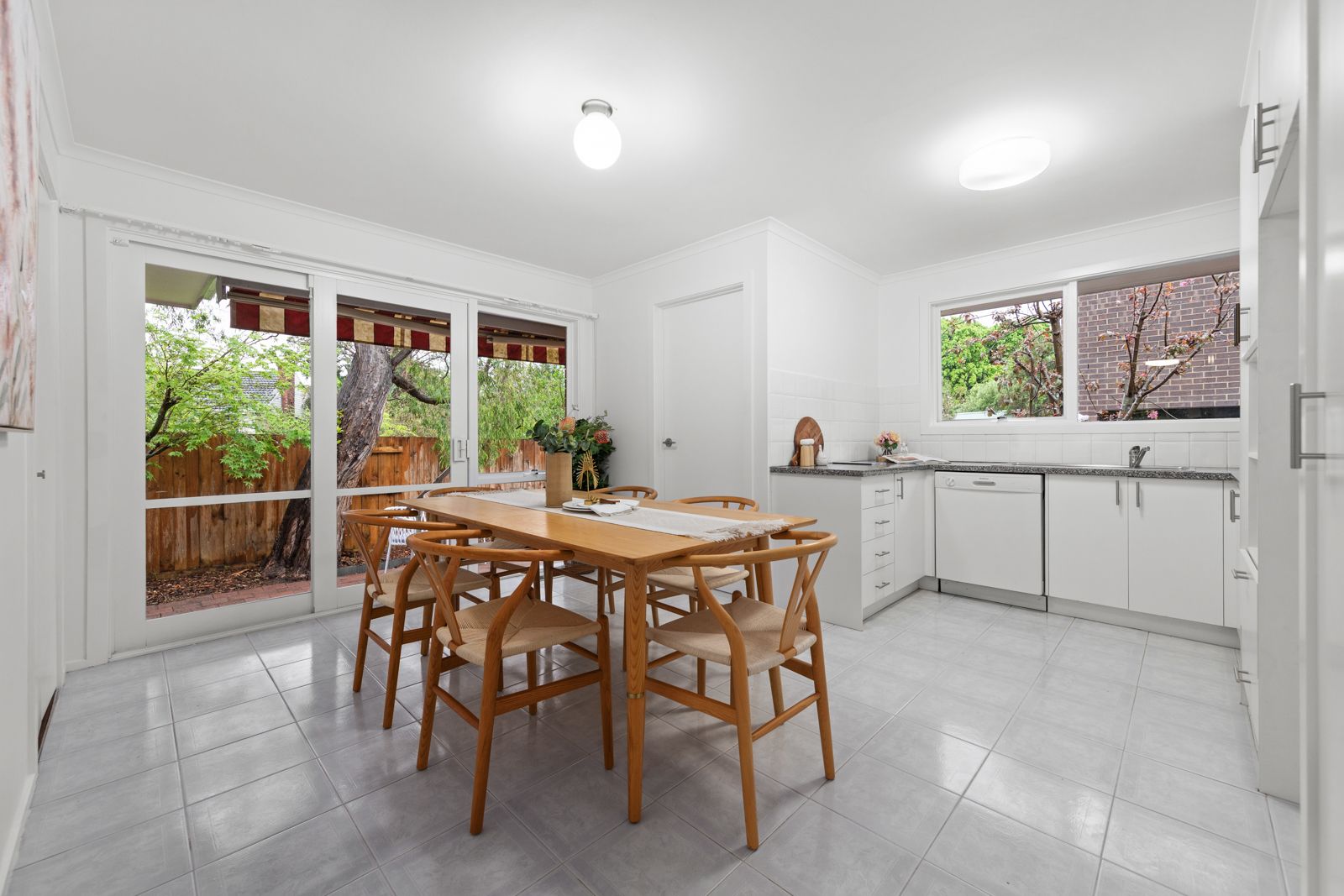 12 Heatherlea Court — photo 7 of 16