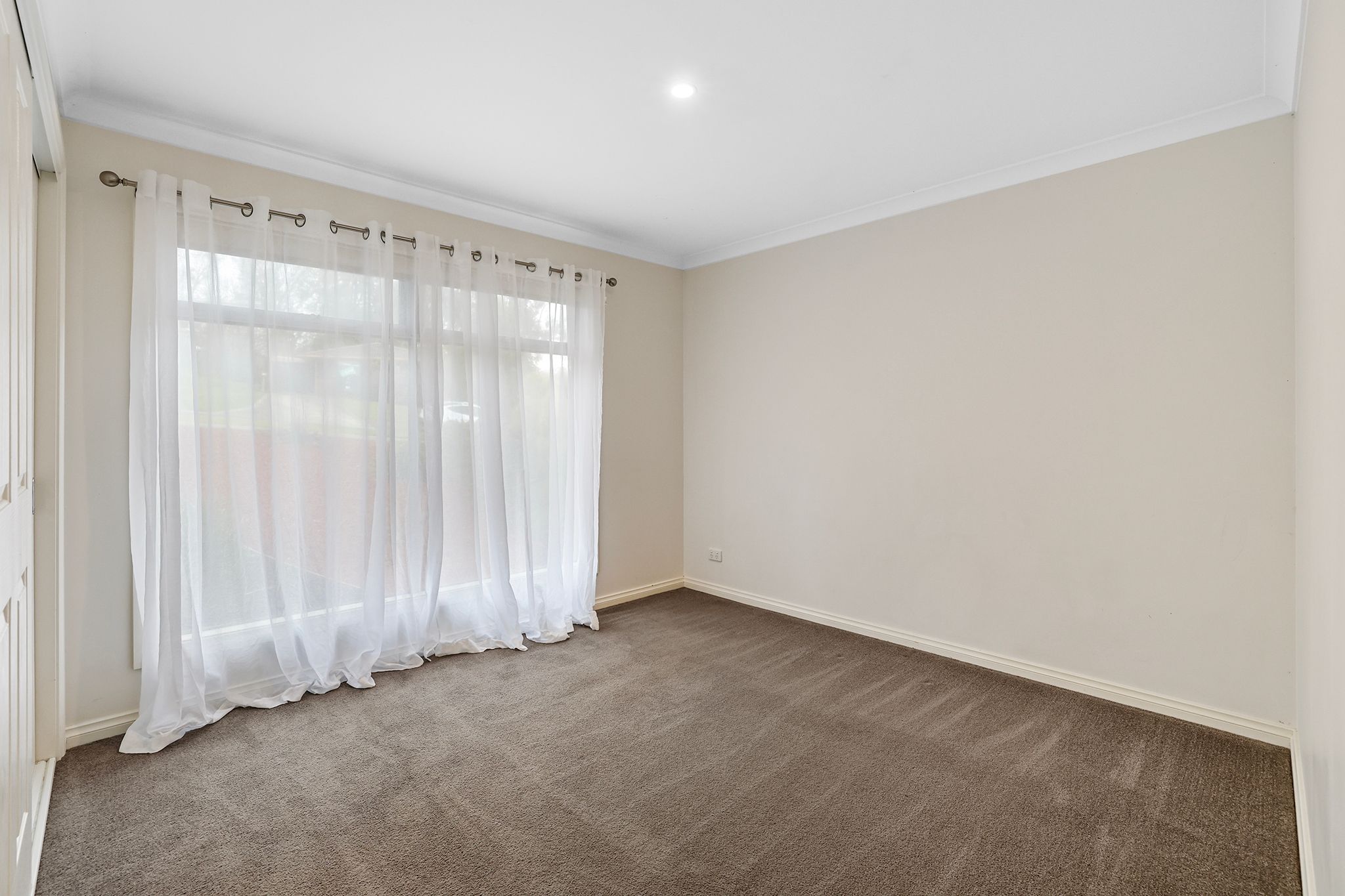 85 Mcneilly Road — photo 14 of 27