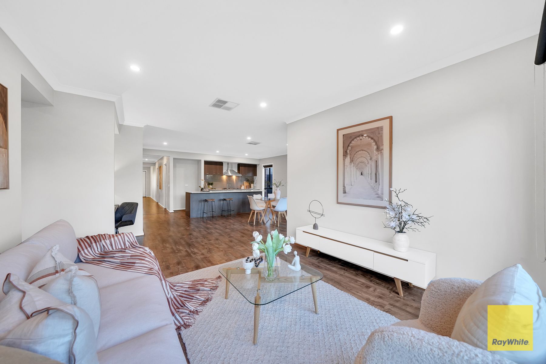 17 Arkins Circuit — photo 10 of 22