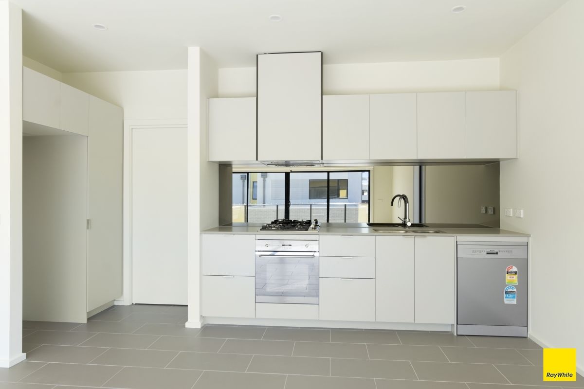 8 Selo Walk, AVONDALE HEIGHTS, VIC 3034
