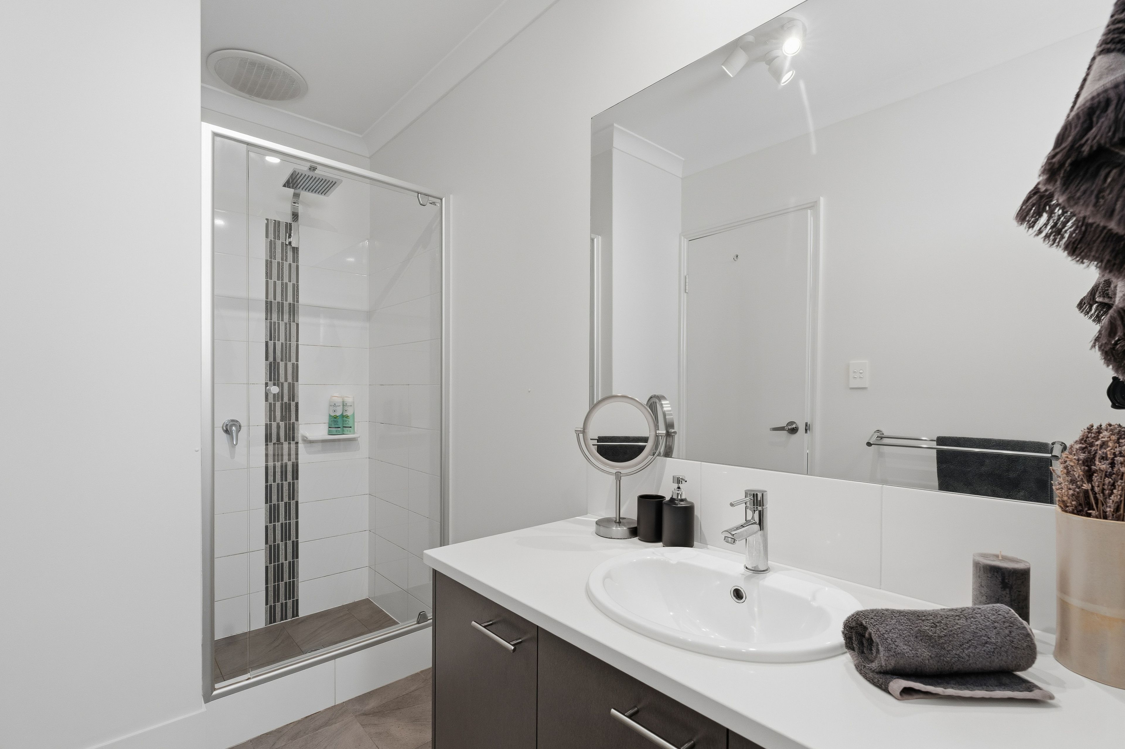 2/43 Mcglinn Way — photo 10 of 29