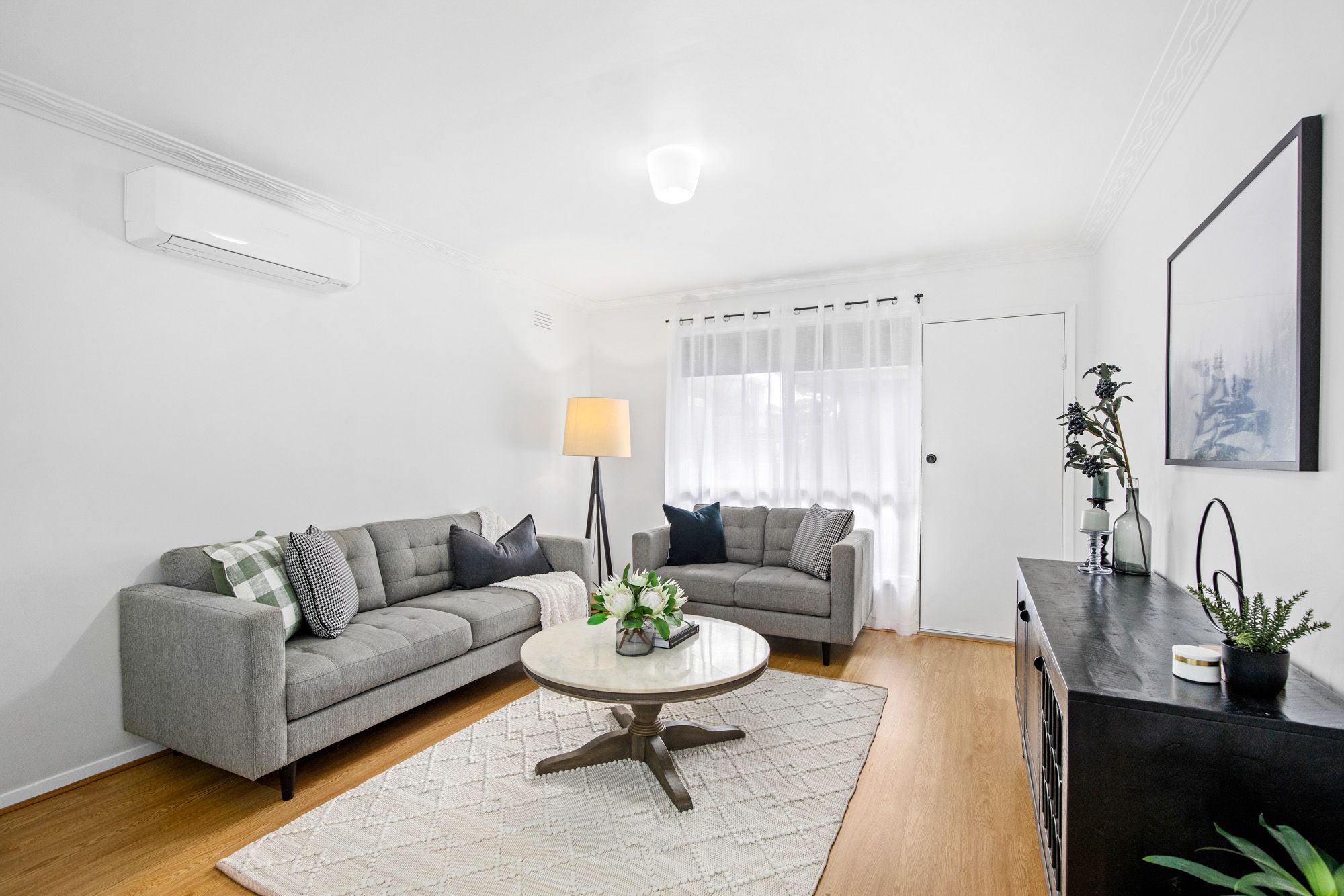 2/23 Deutgam Street, Werribee, VIC 3030