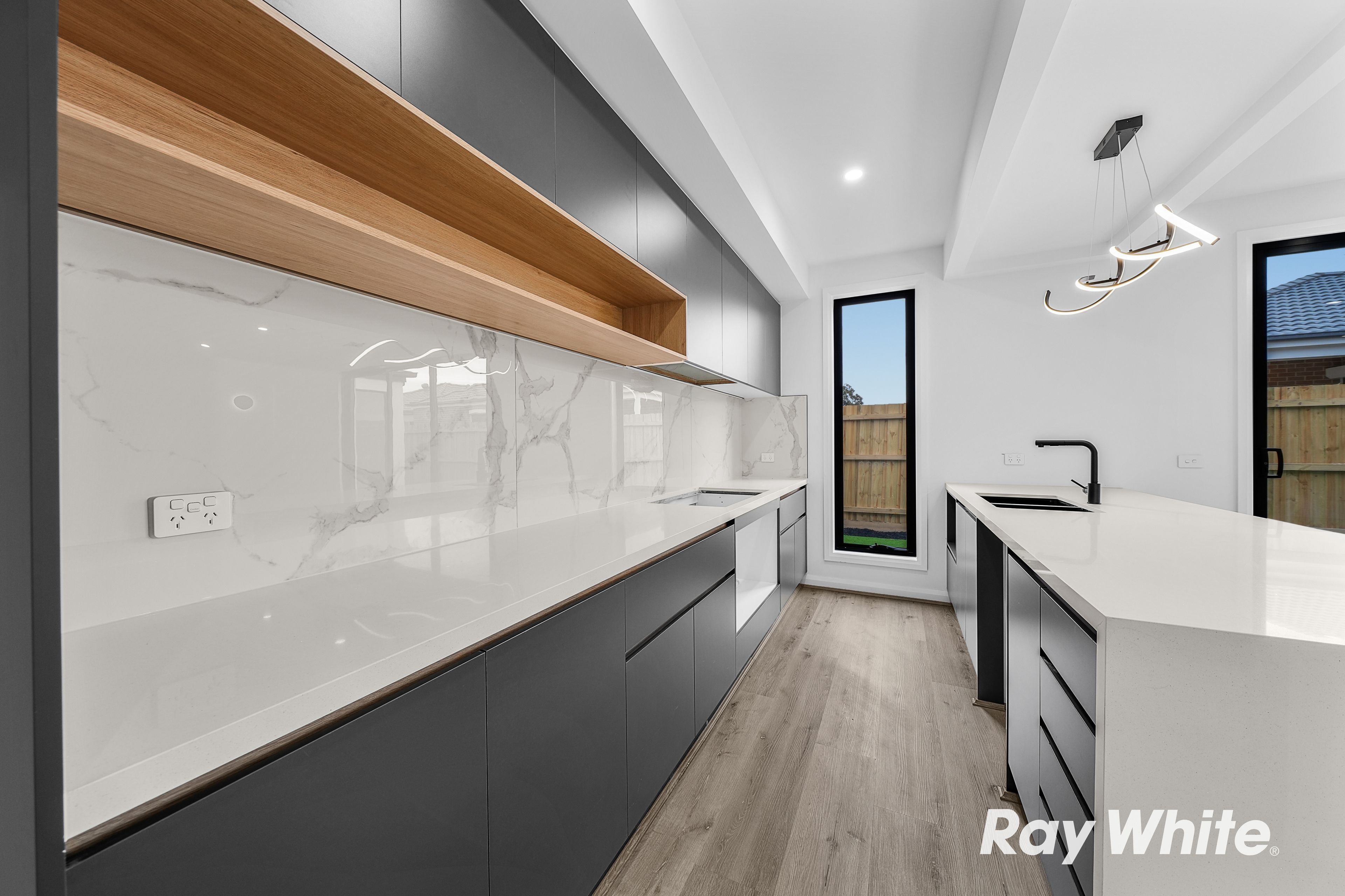 32 Baguette Road — photo 5 of 18