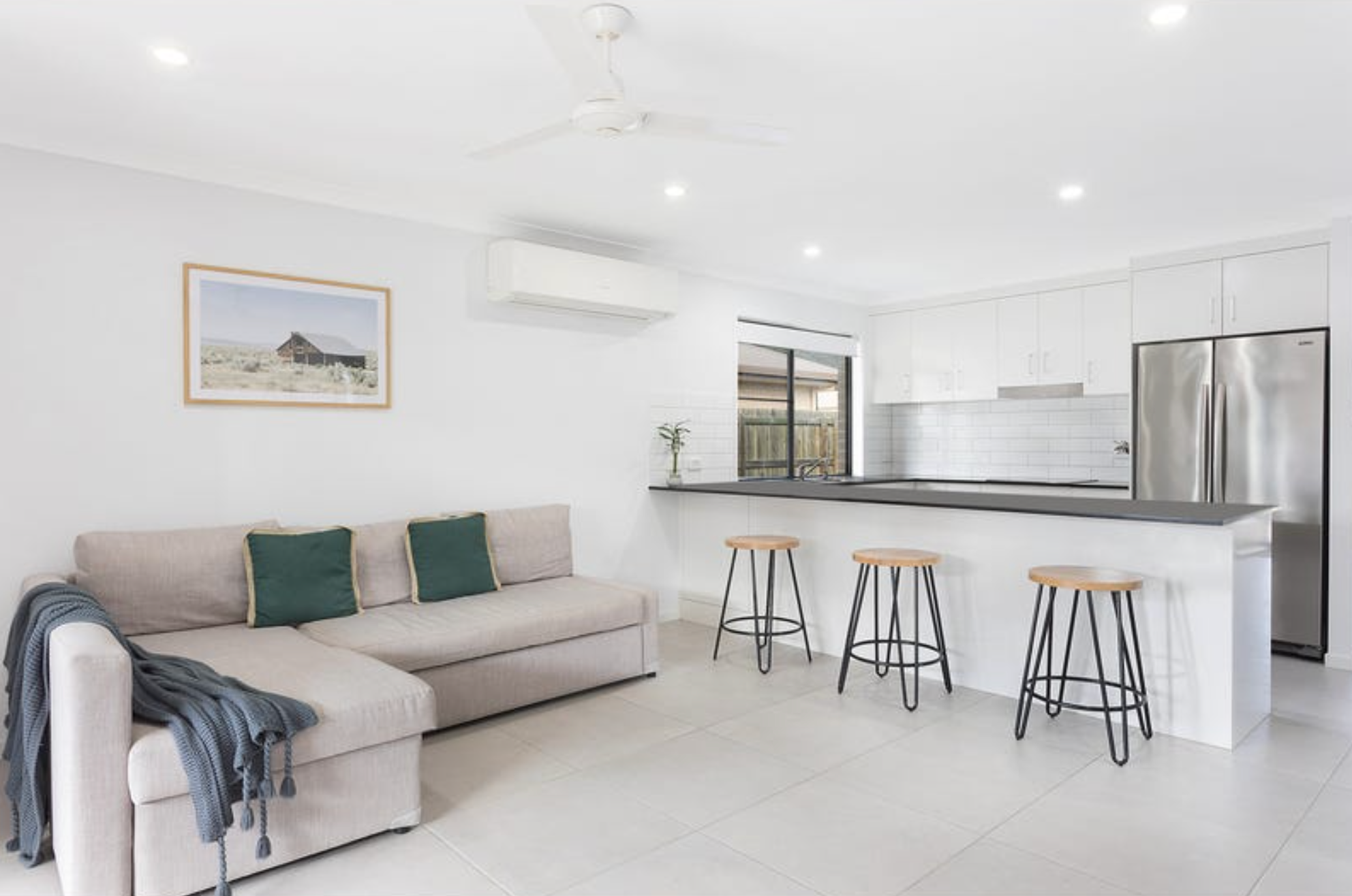 10 Graduate Parade, Norman Gardens, QLD 4701