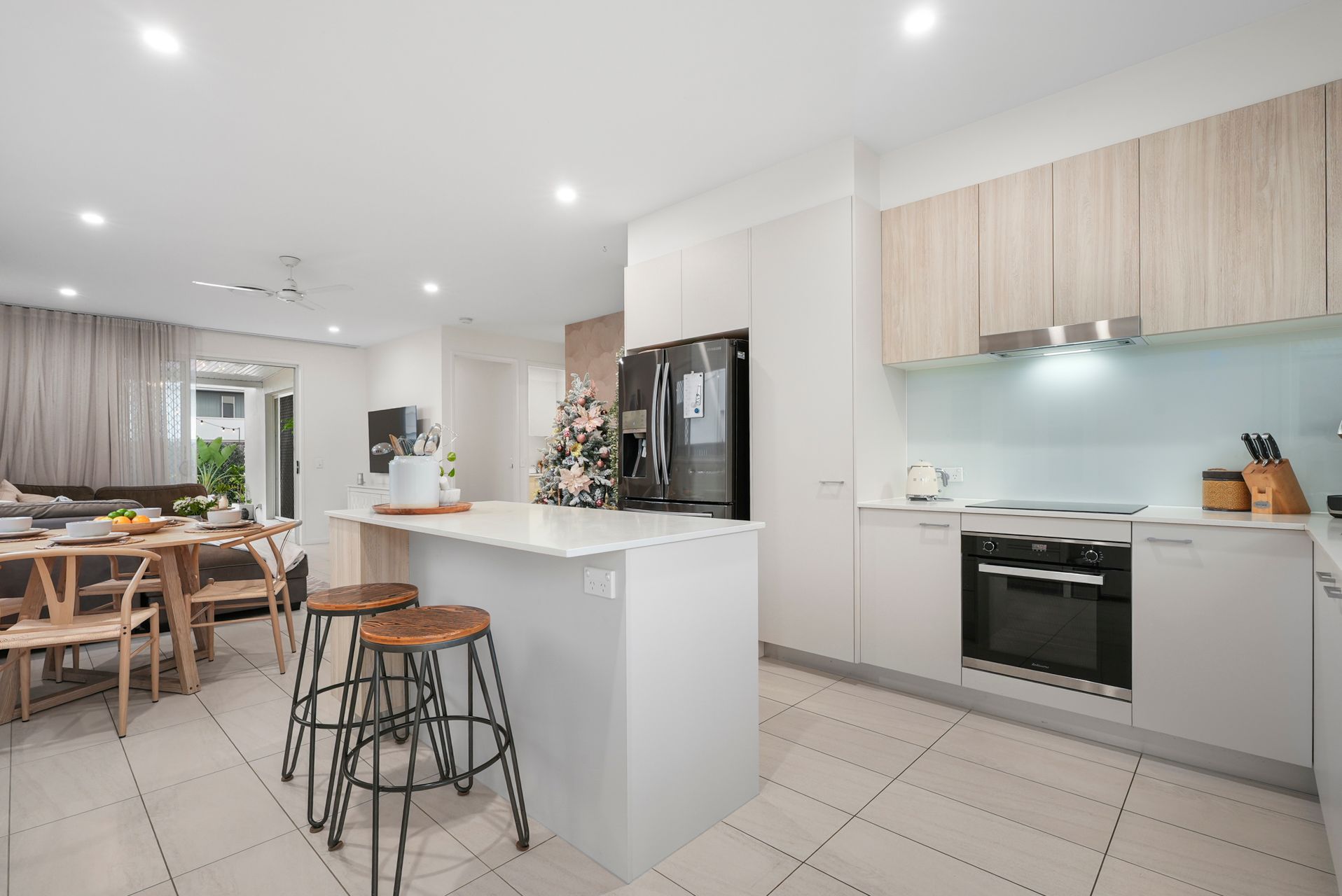 601 Tide Avenue, Maroochydore, QLD 4558