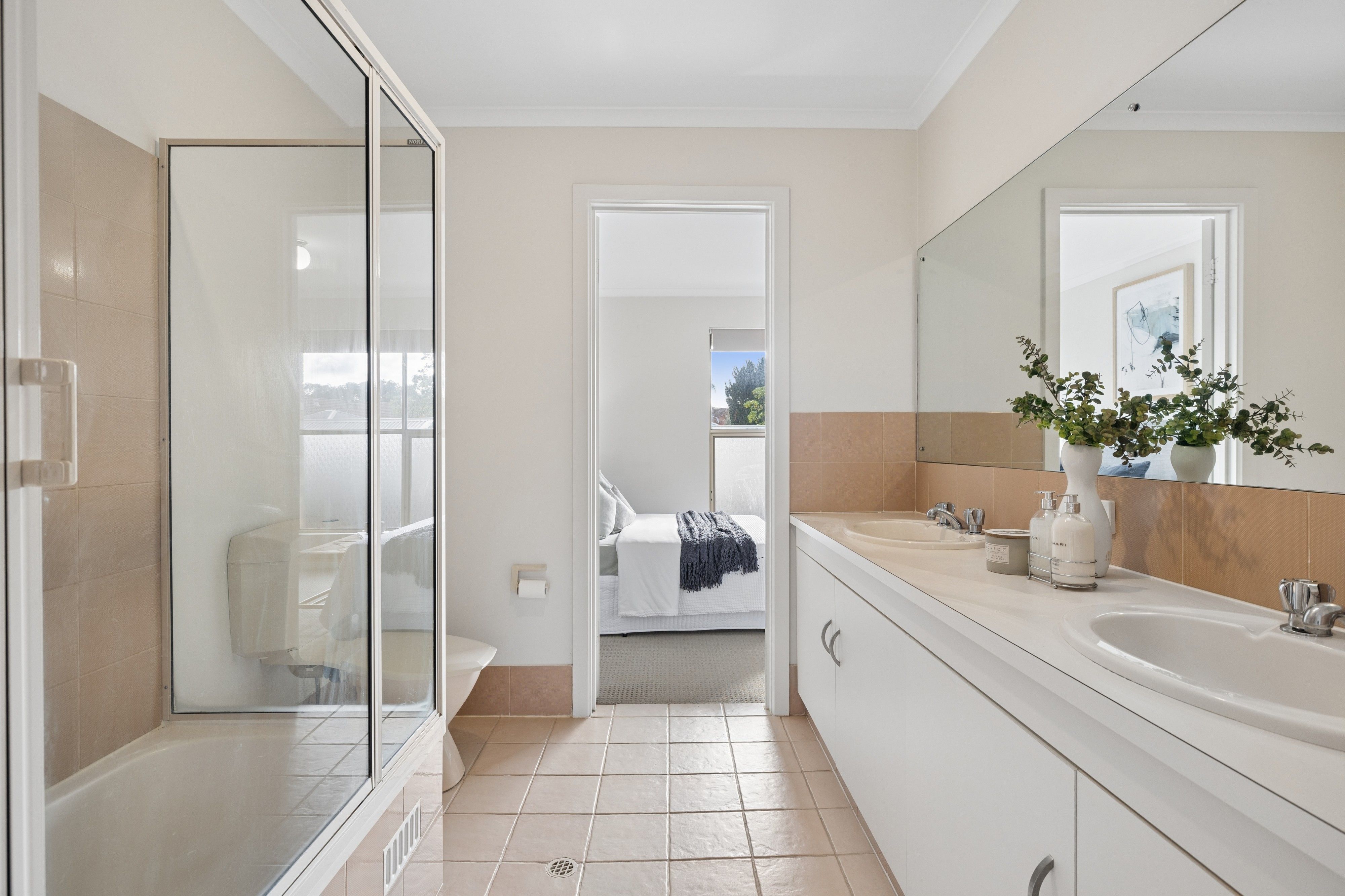 2/9 Mayfair Place — photo 16 of 25
