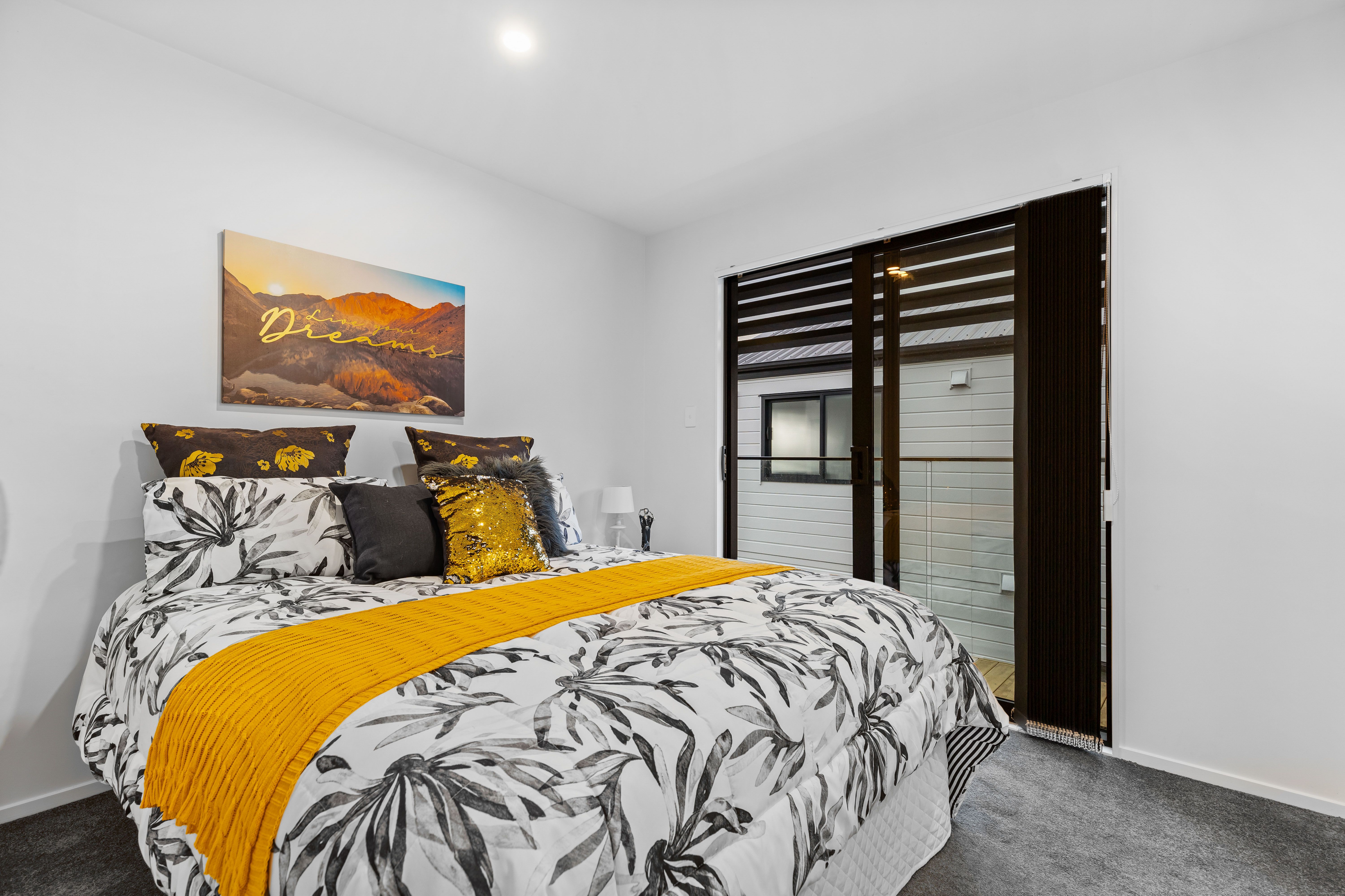 12b Woodhouse Place, West Harbour, Waitakere City