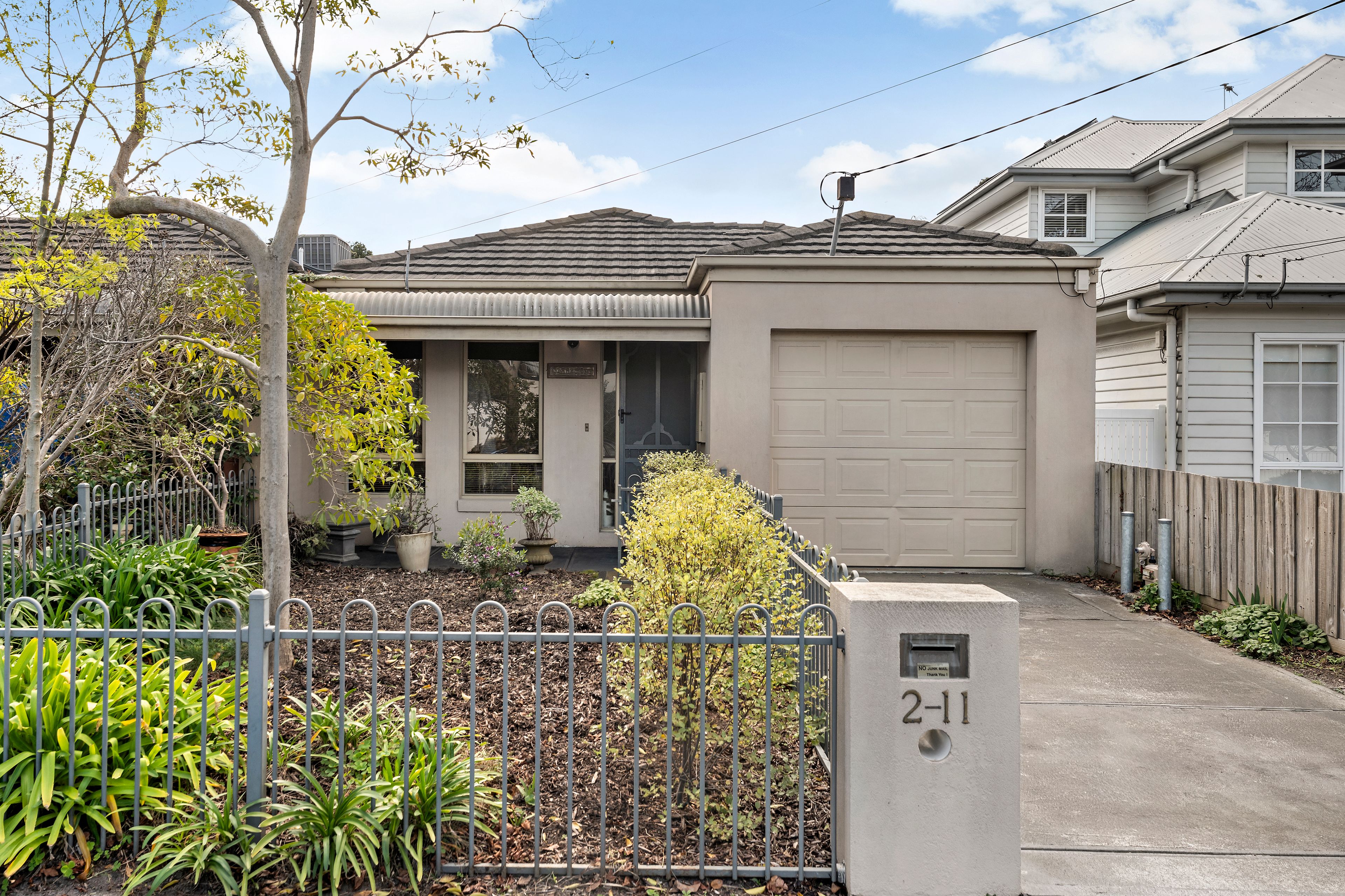 2/11 Eden Street — photo from Ray White The Bayside Group