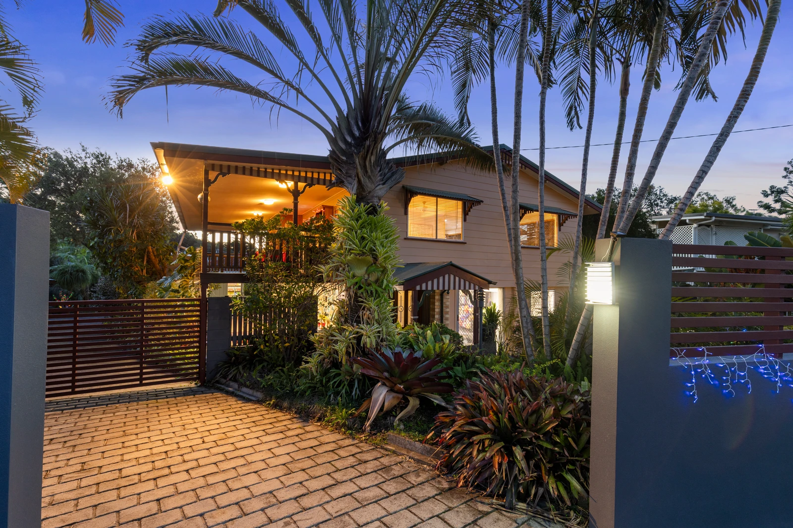 12 Pettys Road, Everton Hills, QLD 4053