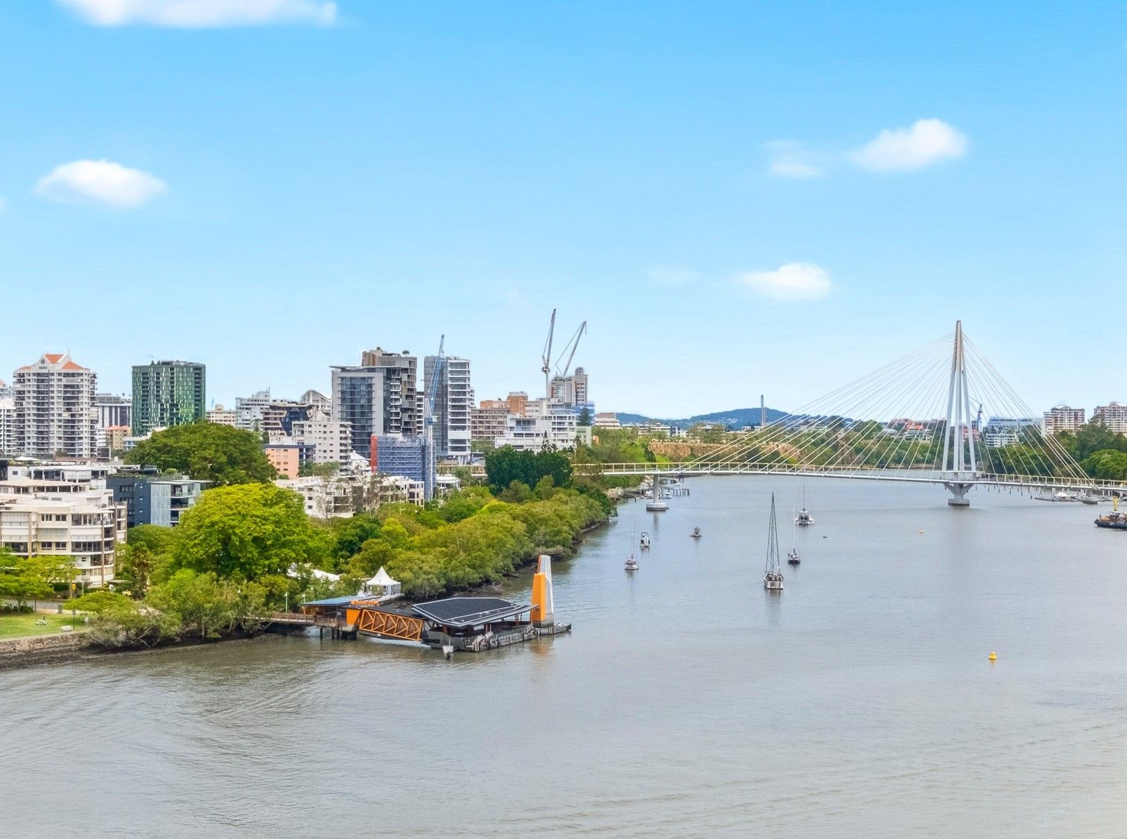 292/30 Macrossan Street — photo from Ray White Brisbane City
