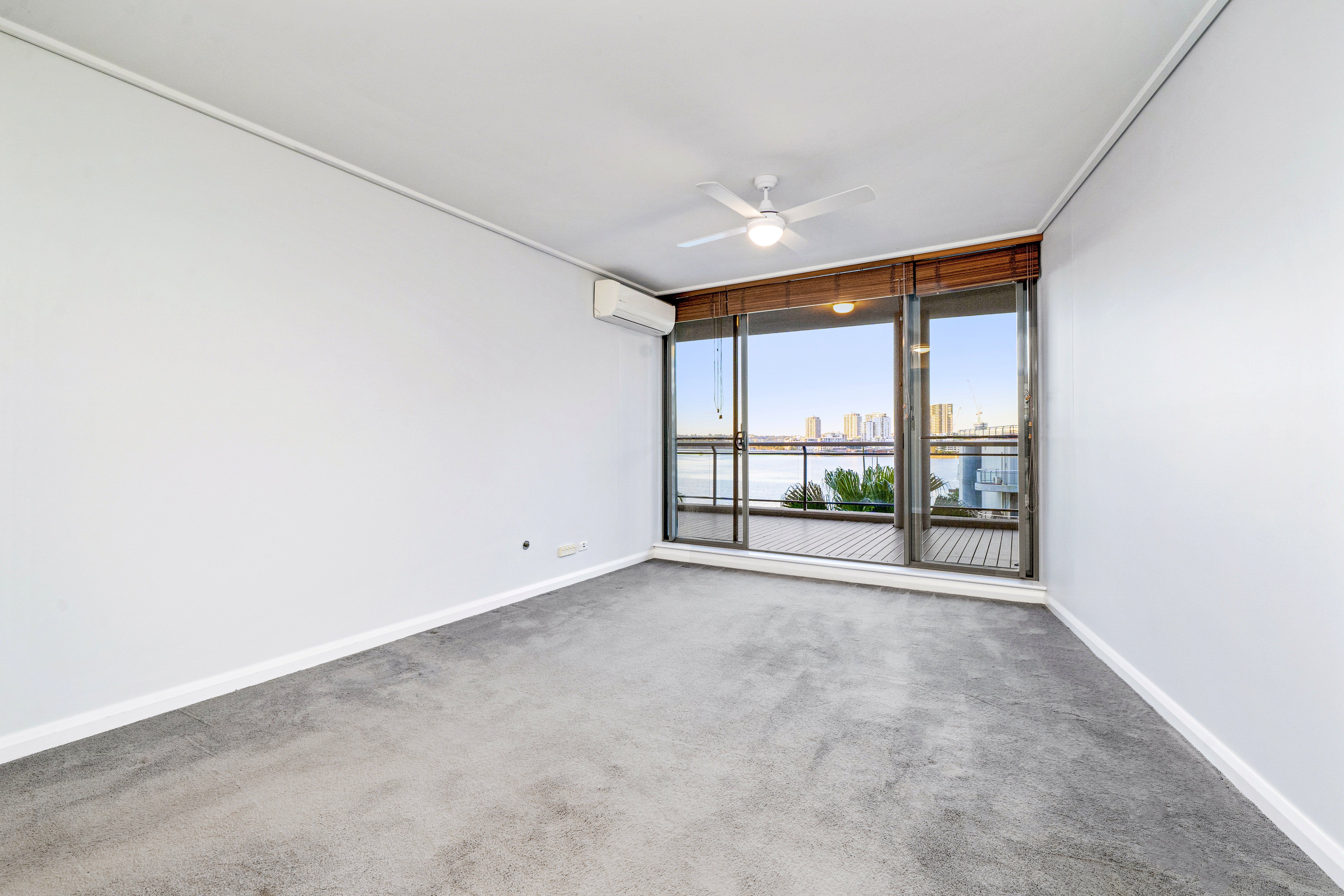 118/27 Bennelong Parkway, Wentworth Point, NSW 2127