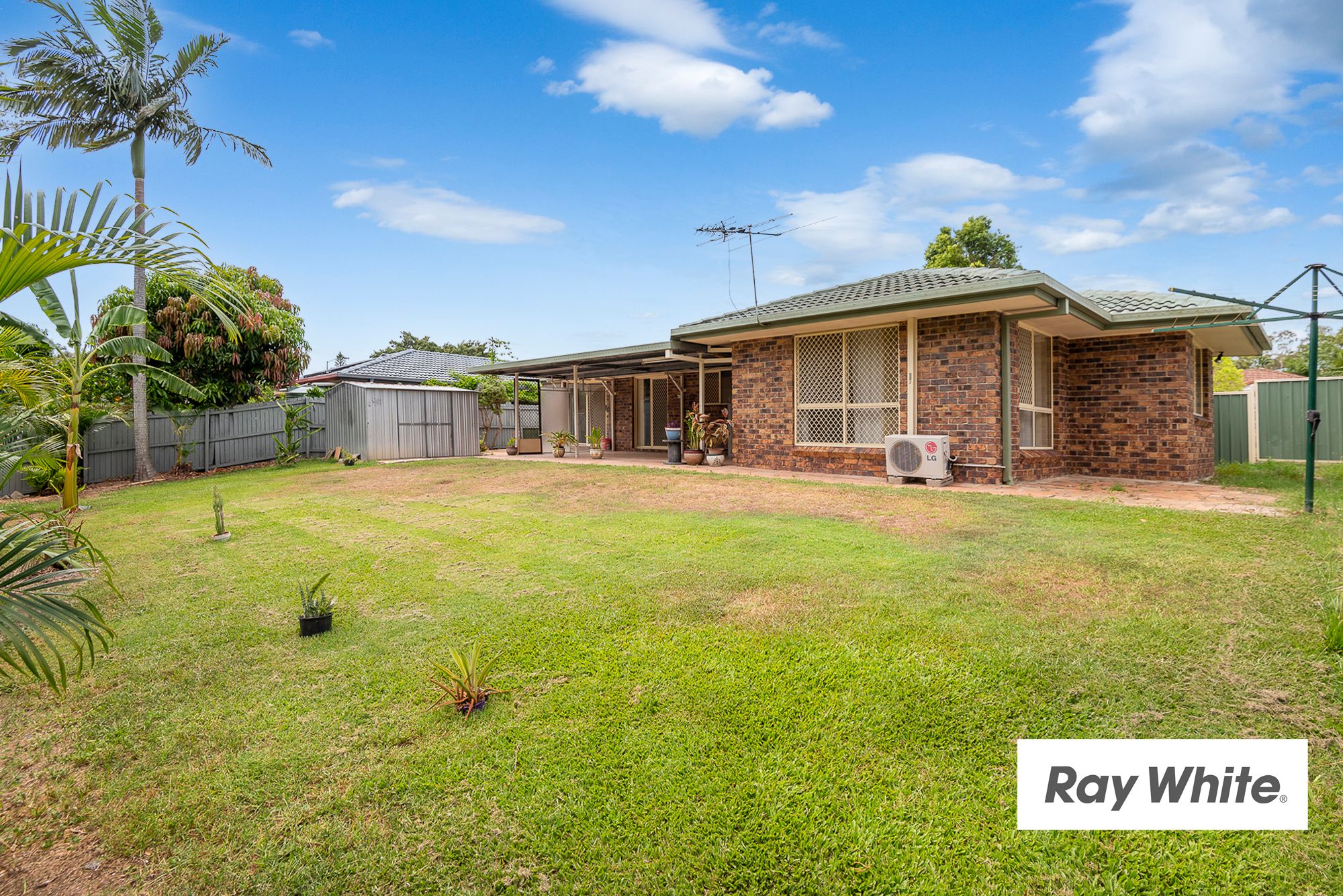 63 Wallaroo Way, Doolandella, QLD 4077