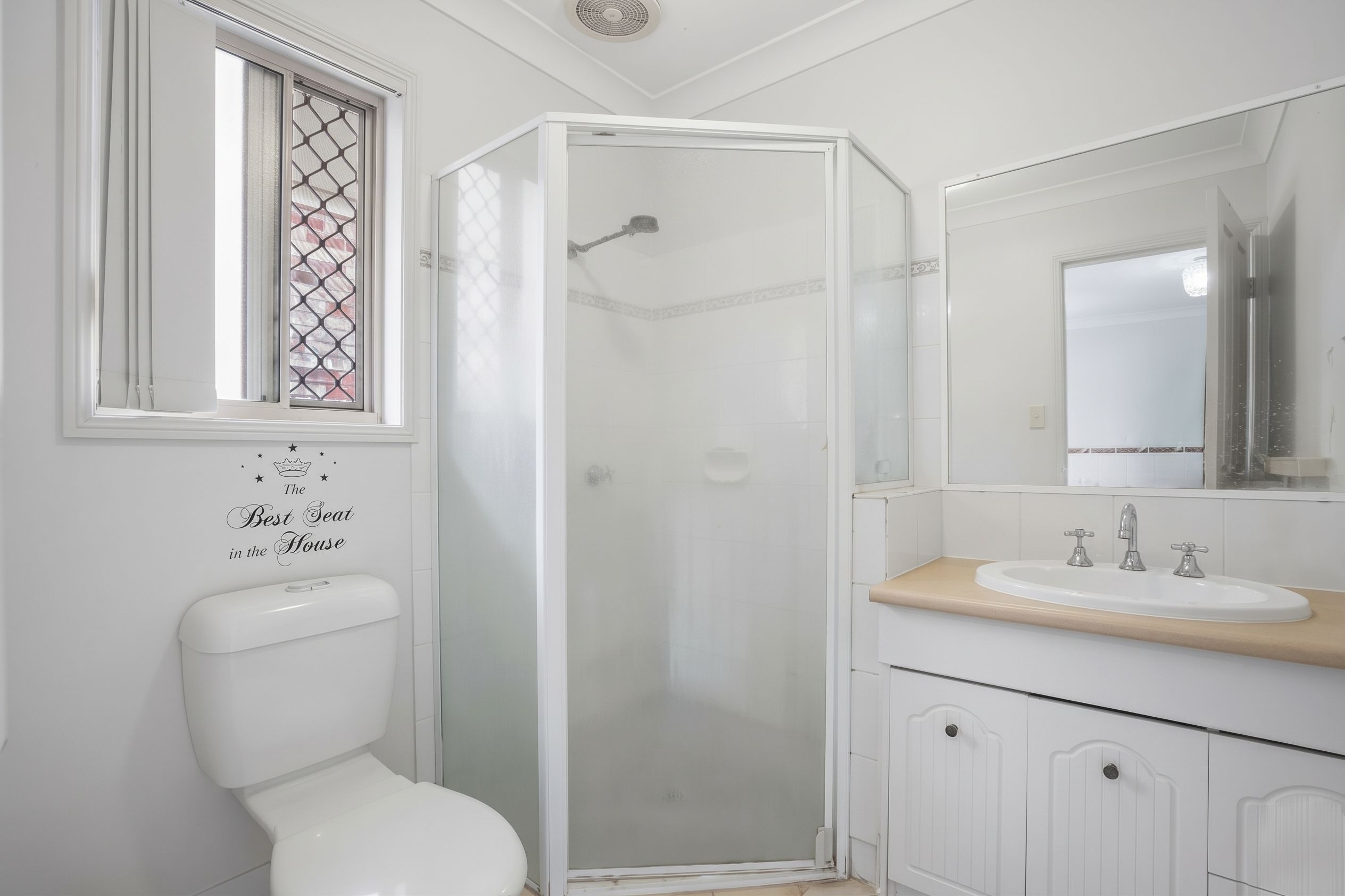43 Oswin Street — photo 4 of 16