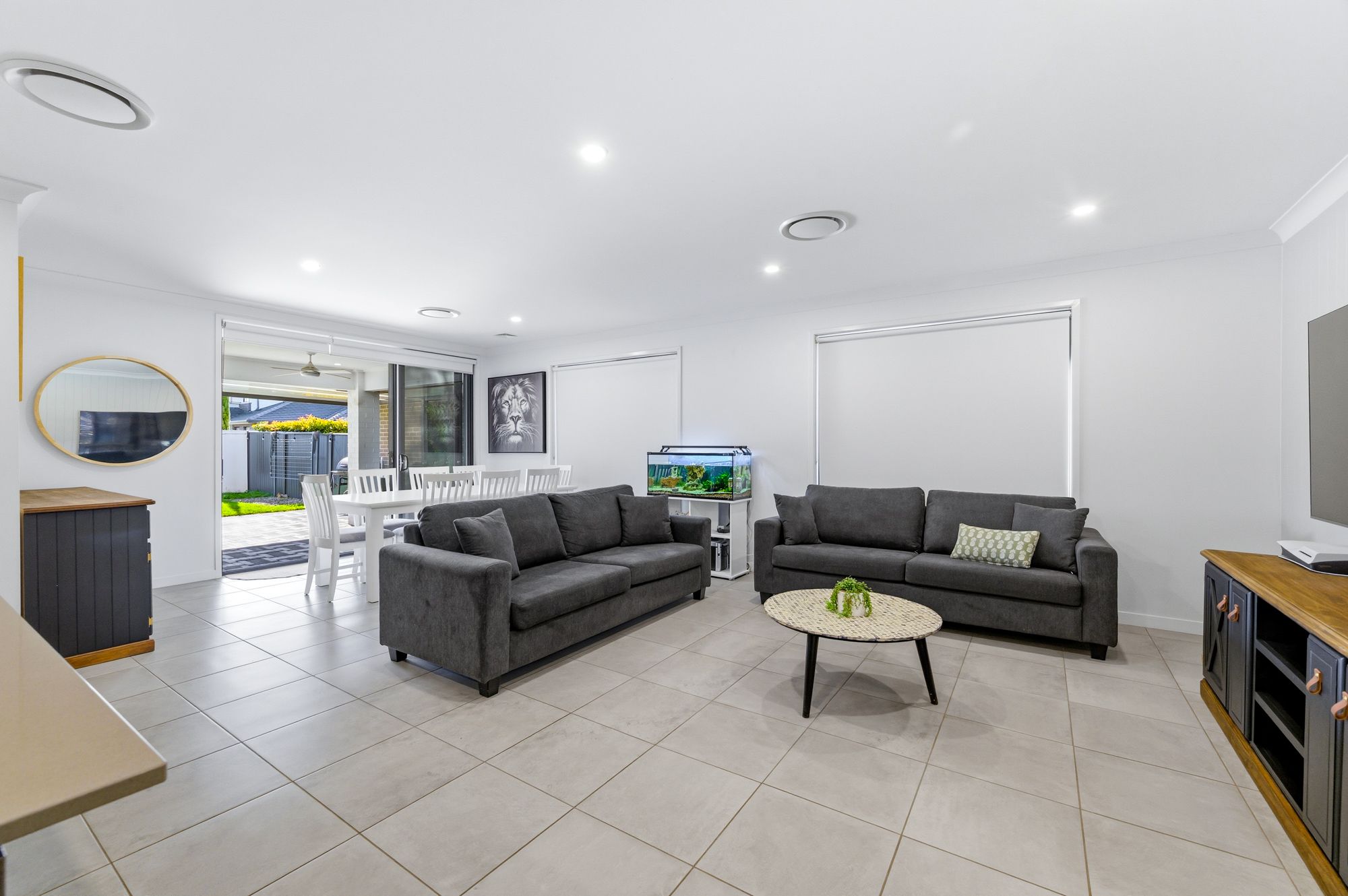 14 klippel Street — photo 6 of 18