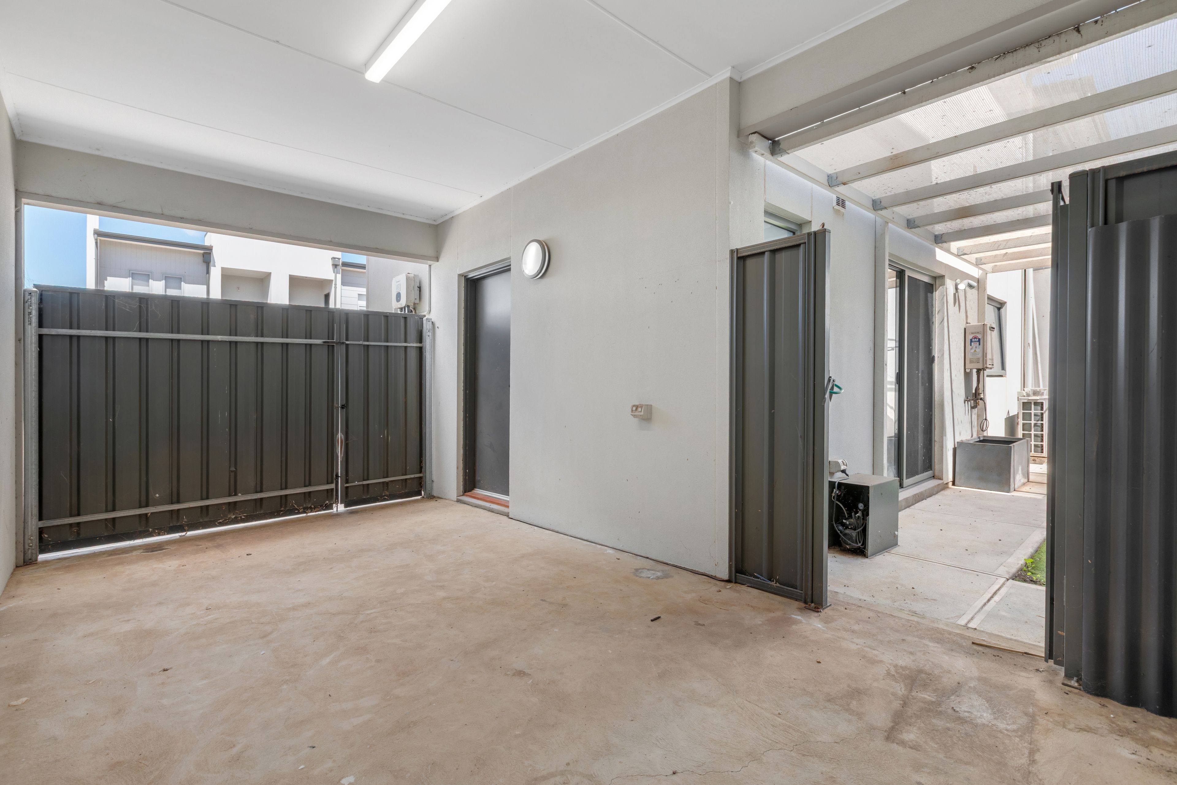 4 Wyong Crescent — photo 21 of 22