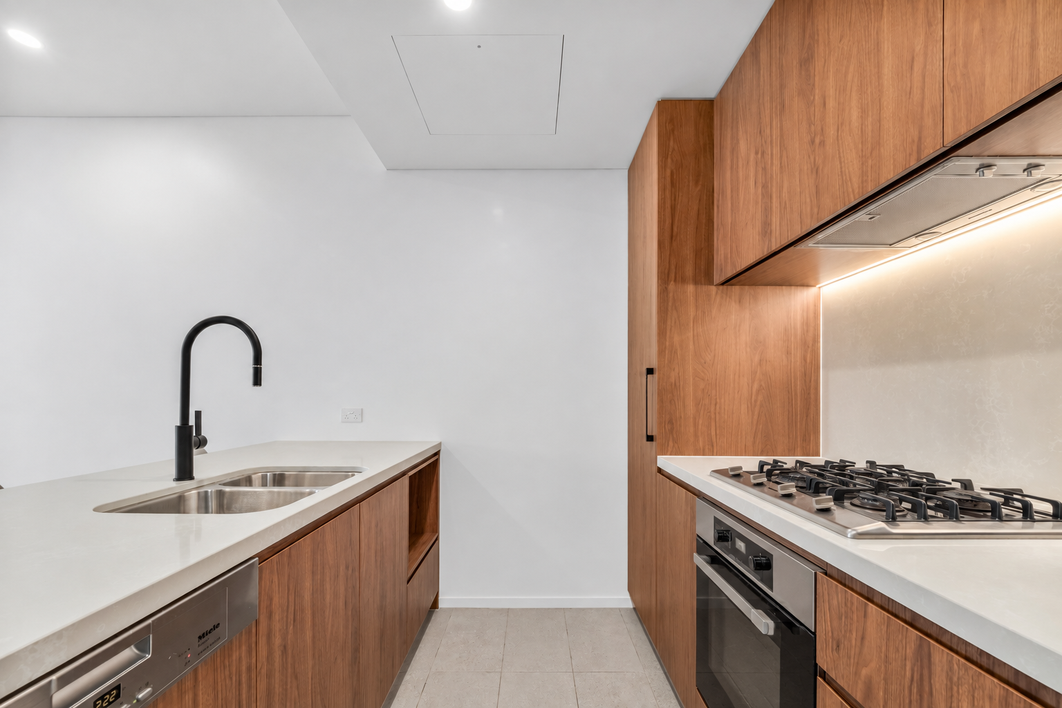 1405/15 Manning Street — photo 8 of 26
