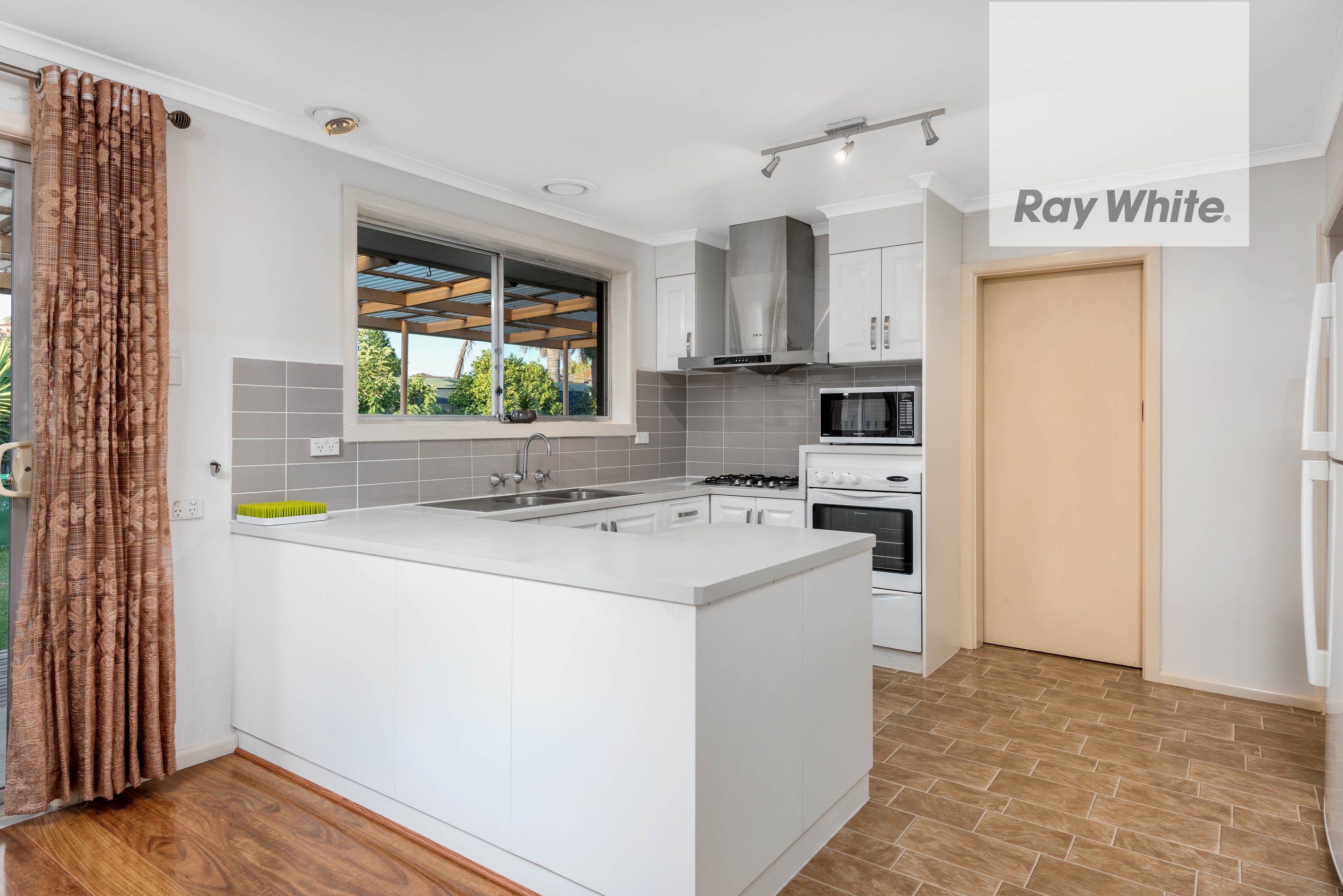 15 Milton Parade, Bundoora, VIC 3083