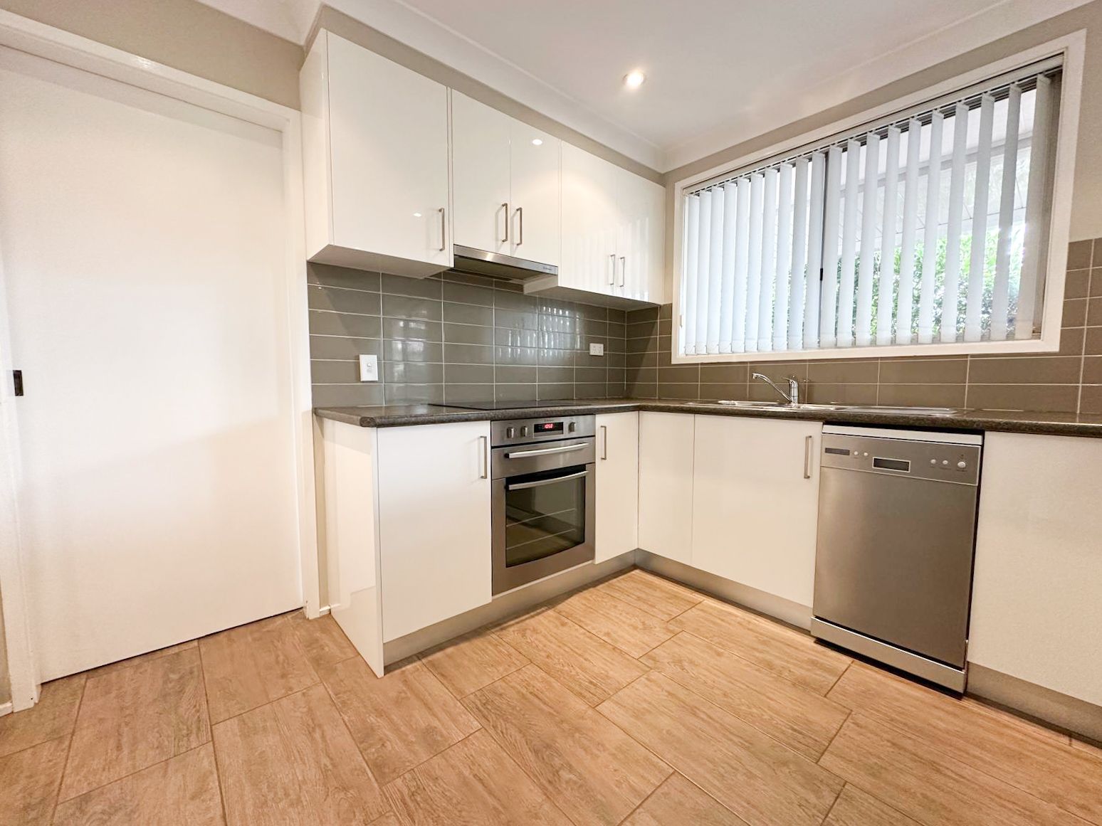 6 Rose Place, Cambridge Gardens, NSW 2747