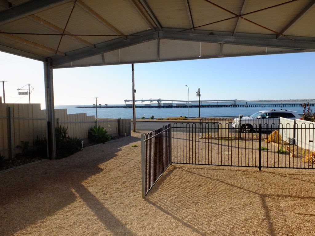 18 Carleton Crescent, Wallaroo, SA 5556