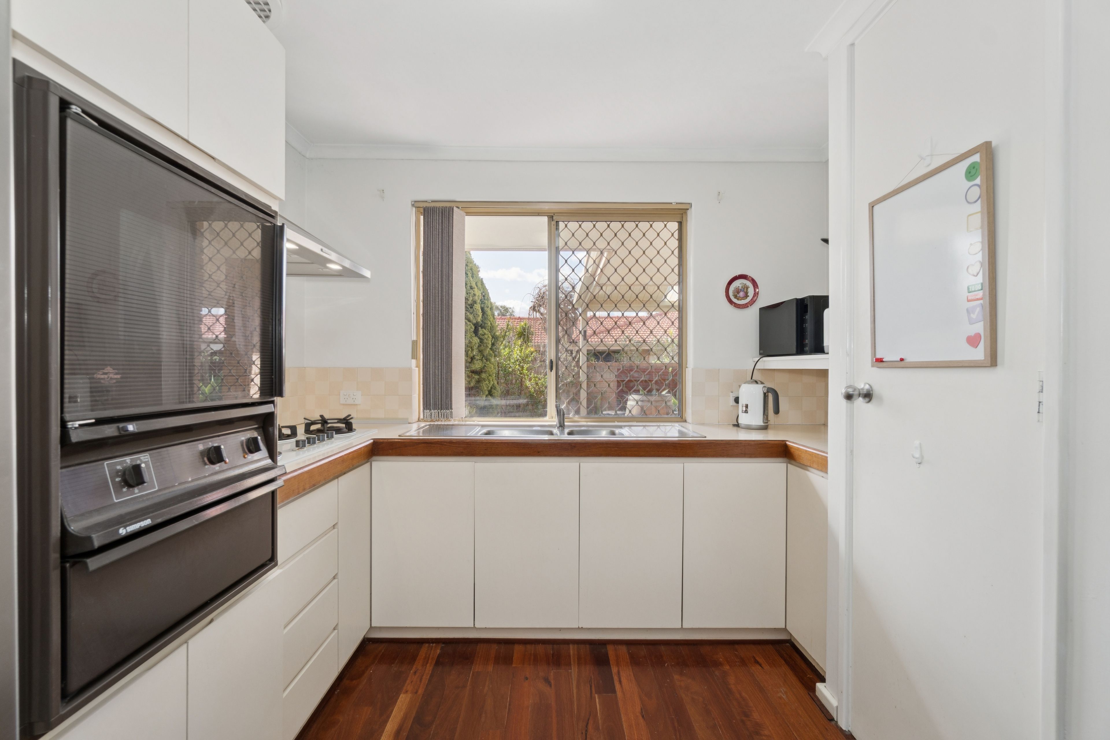 3/2 Bland Place — photo 13 of 28