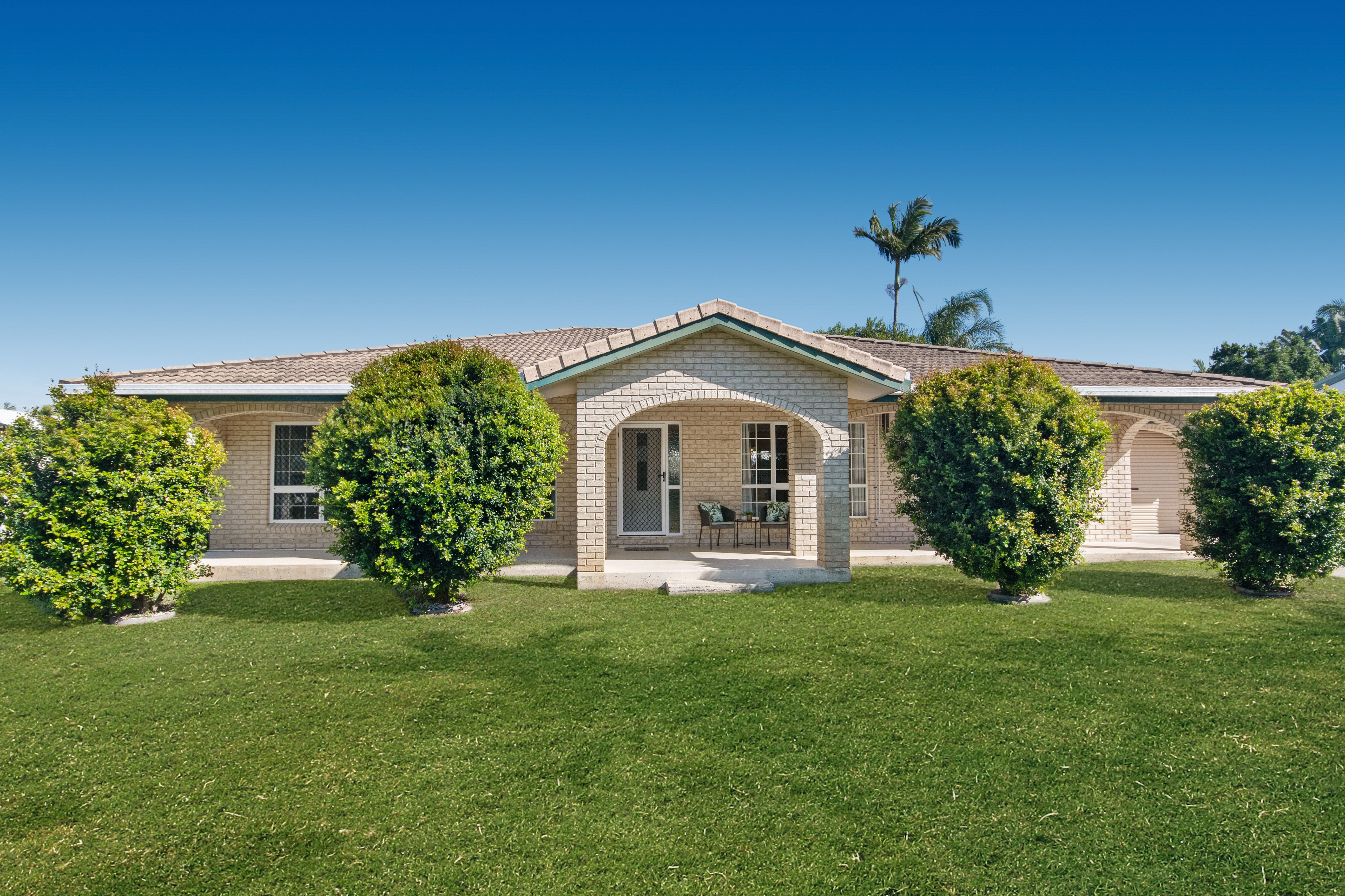 7 Joshua Crescent, Bushland Beach, QLD 4818 Sold House Ray White