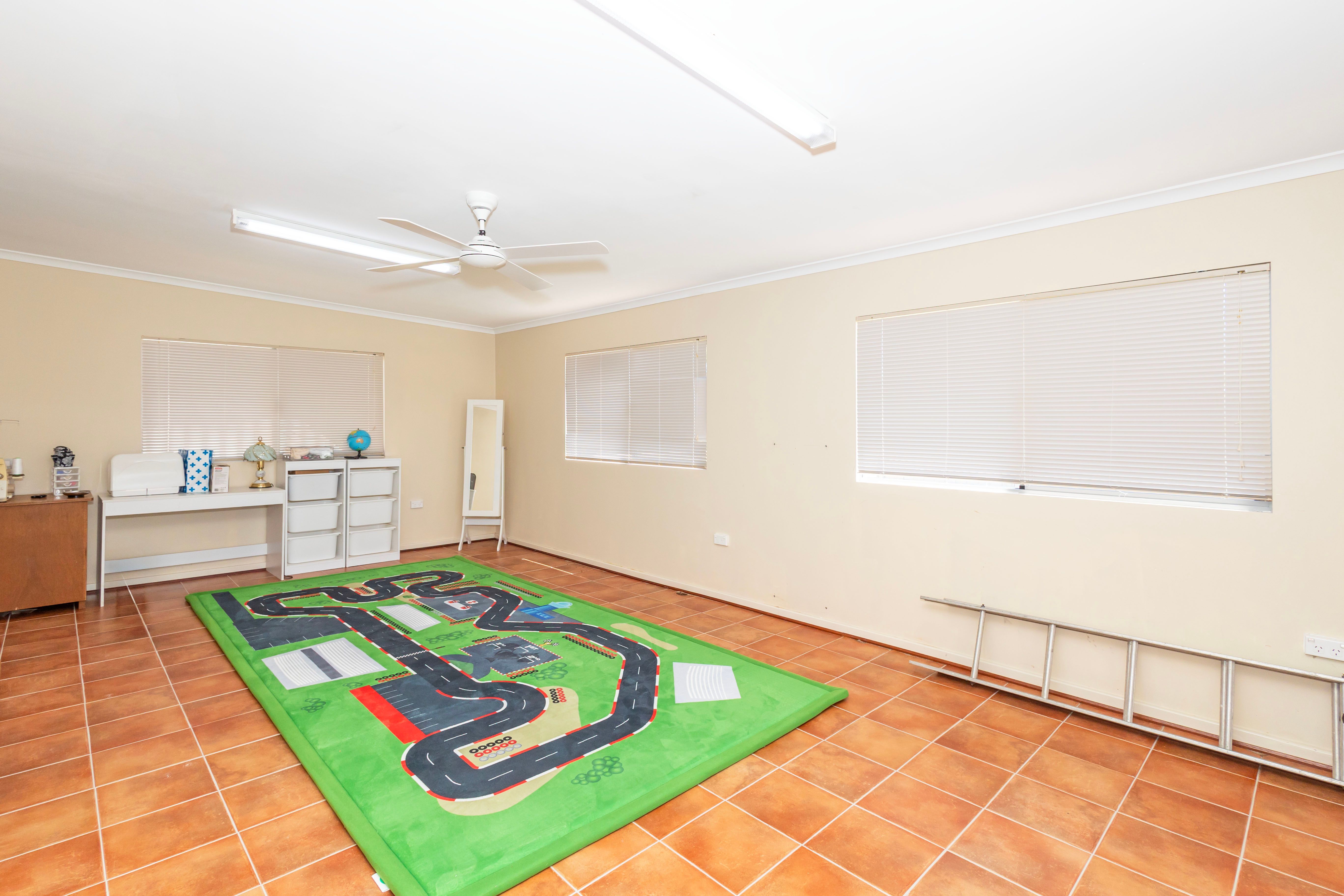 6 Bonham Street — photo 14 of 24