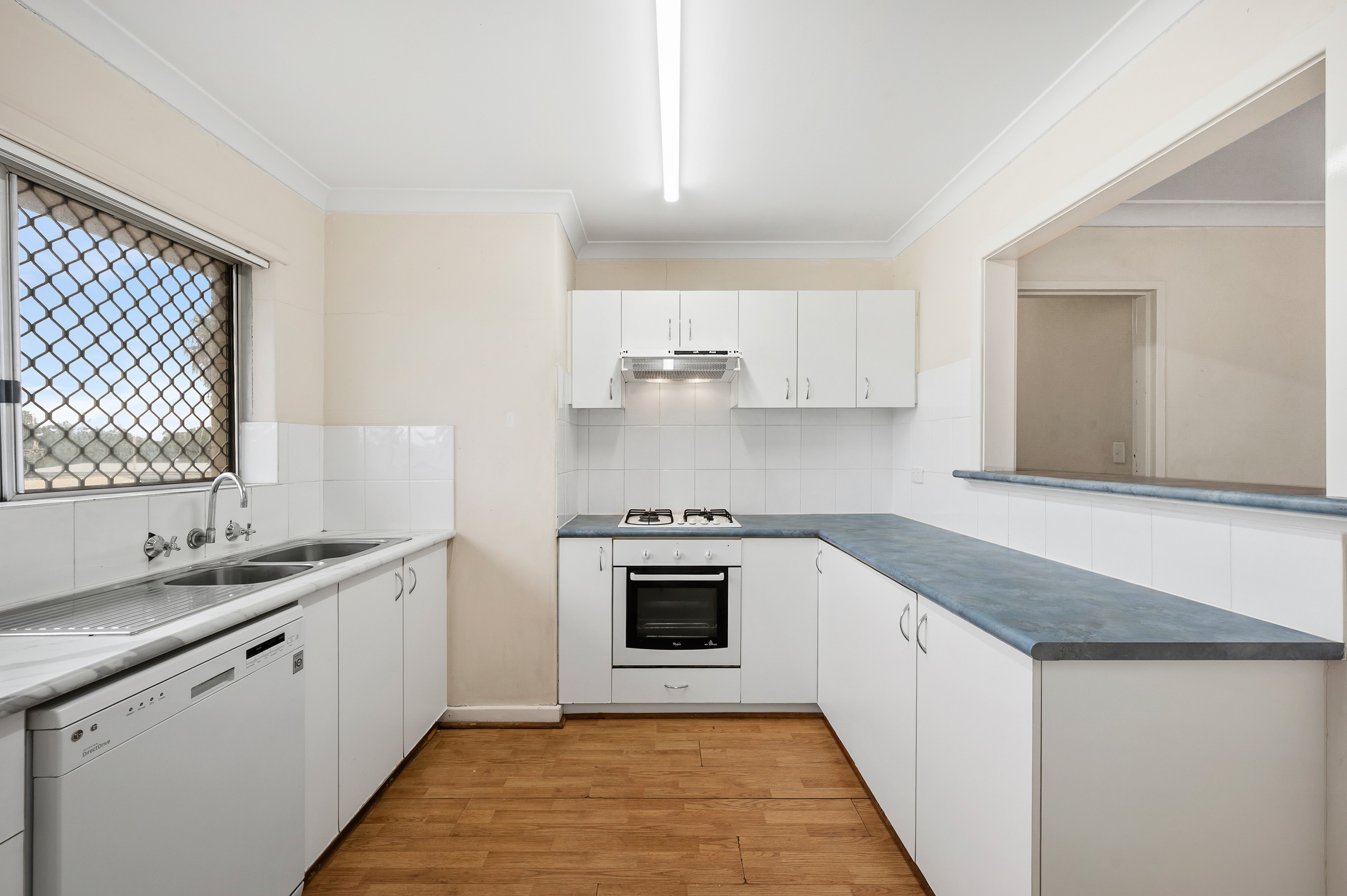 8/48 Connell Way, Girrawheen, WA 6064