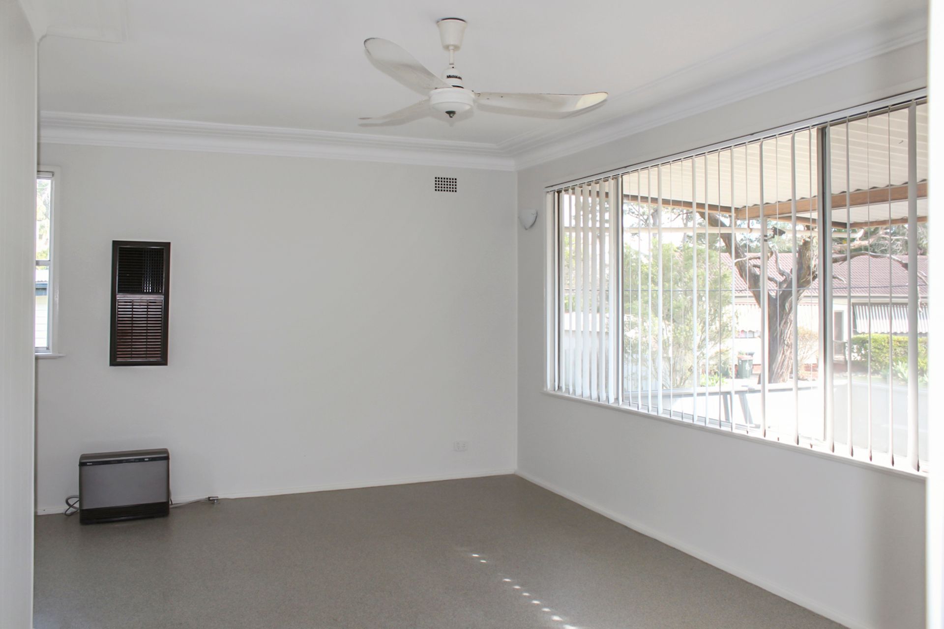 19 Dover Crescent, Waratah West, NSW 2298