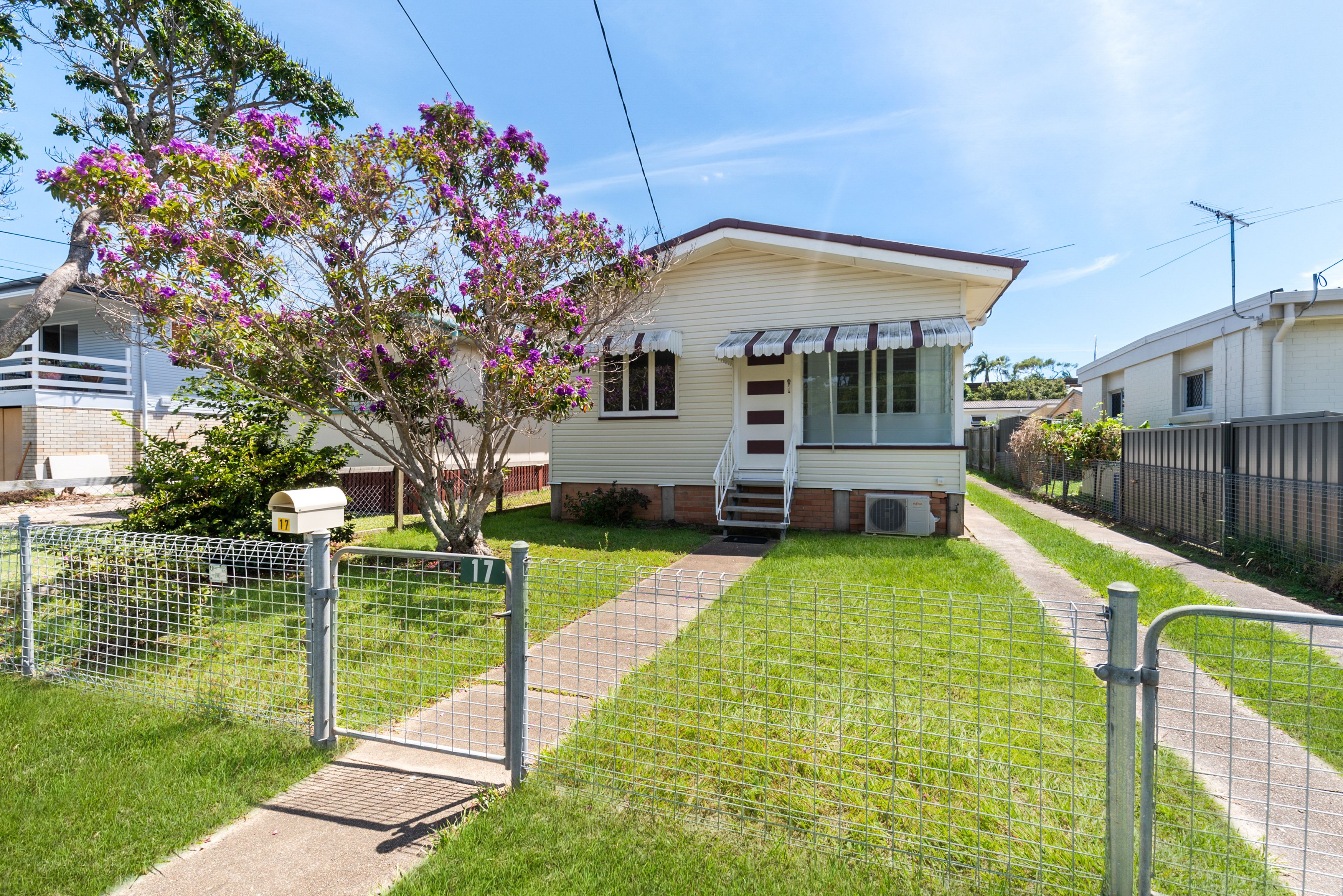 17 View Street, Woody Point, QLD 4019 House for Rent Ray White