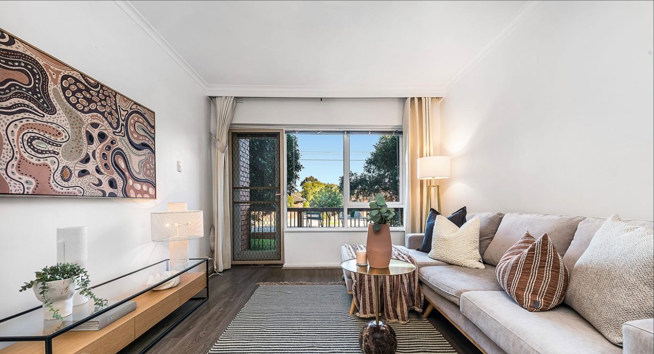 2/82 Coorigil Road, Carnegie, VIC 3163