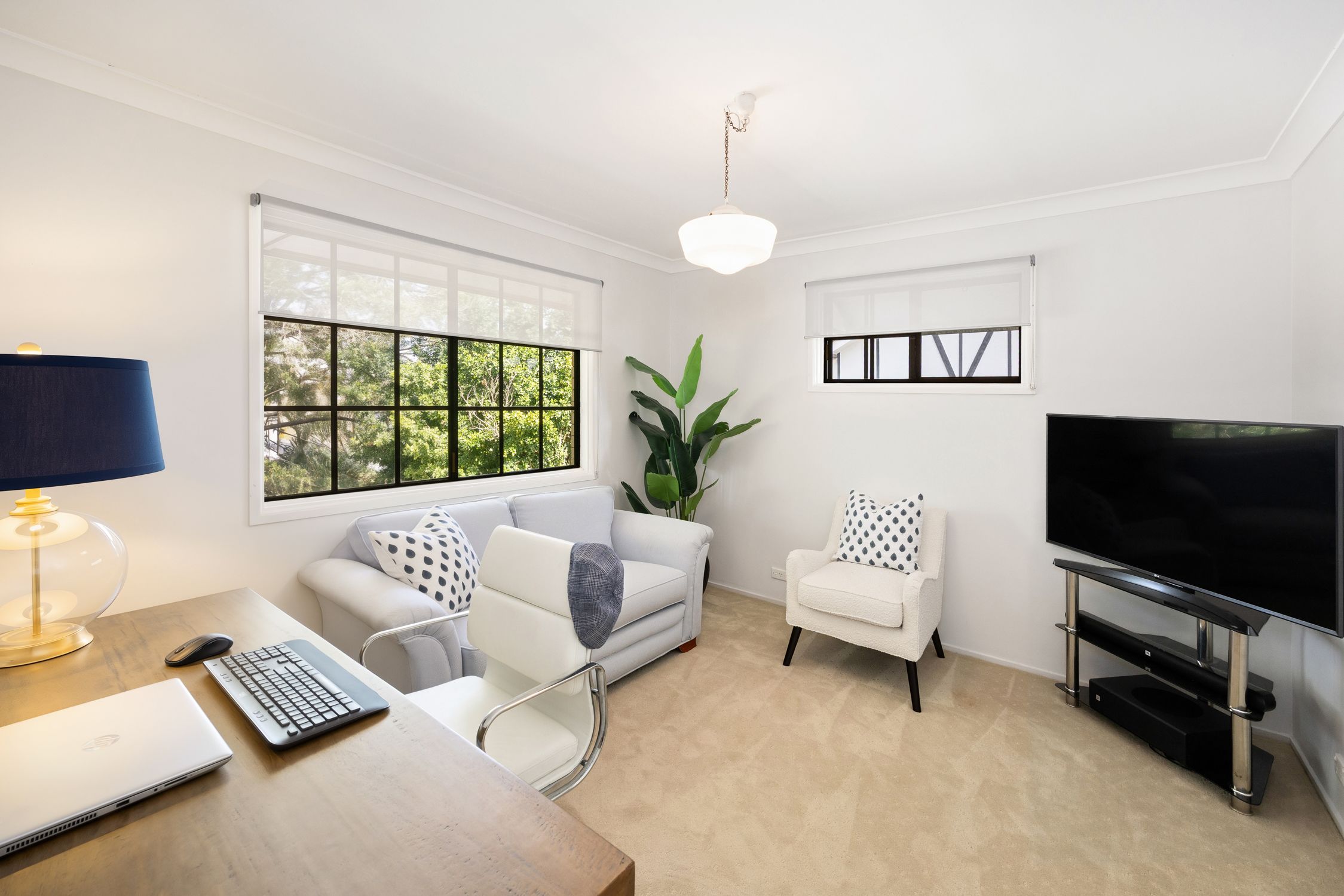 36 Mount Ommaney Drive — photo 19 of 25