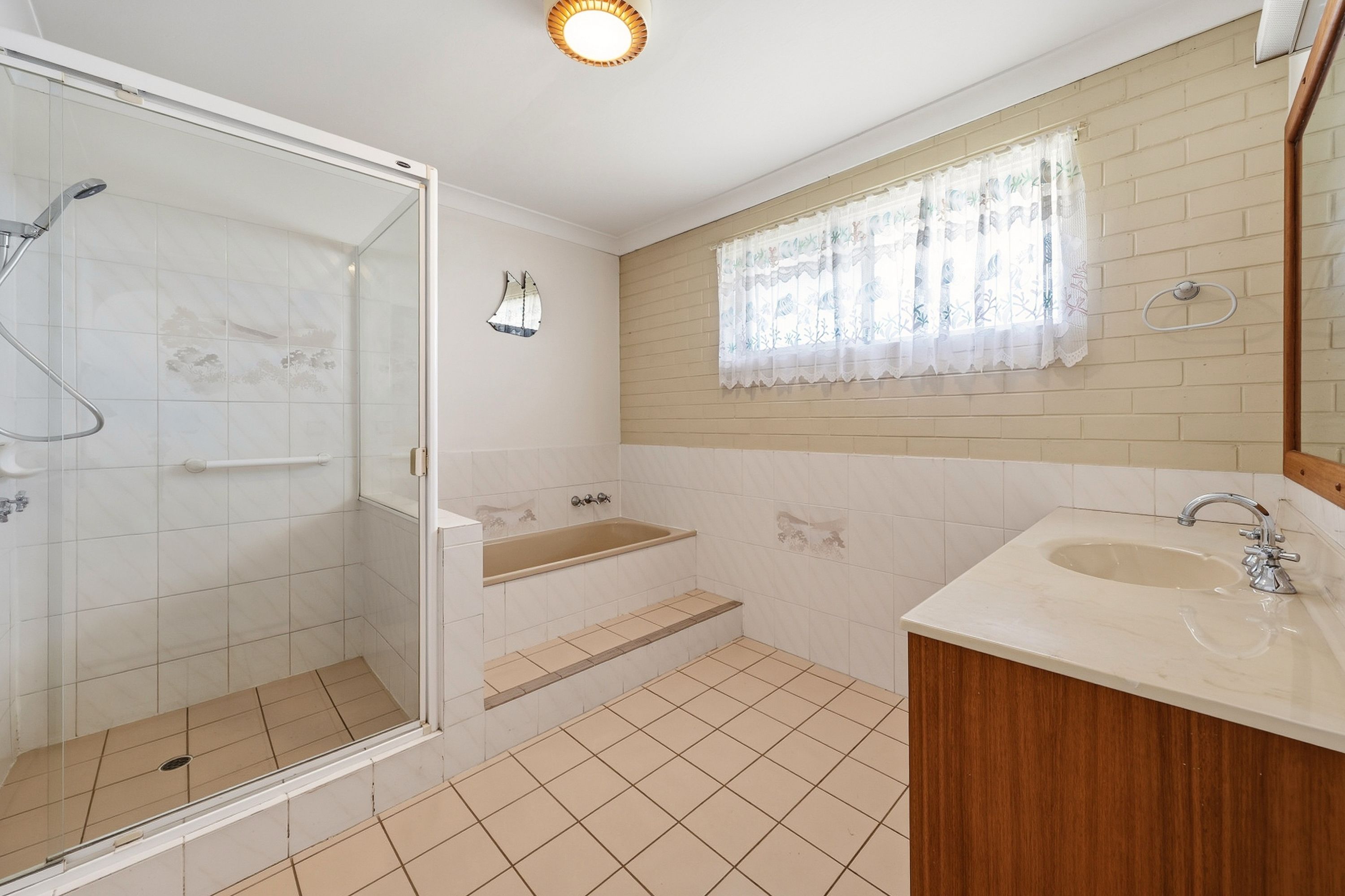 4 Arran Court — photo 14 of 24