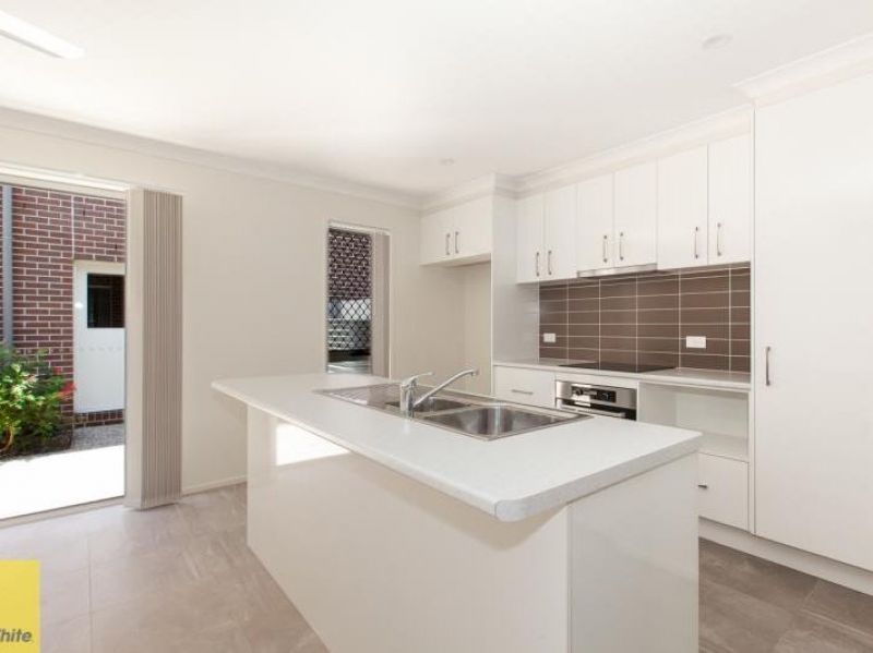 4B Beadman Street, Willow Vale, QLD 4209