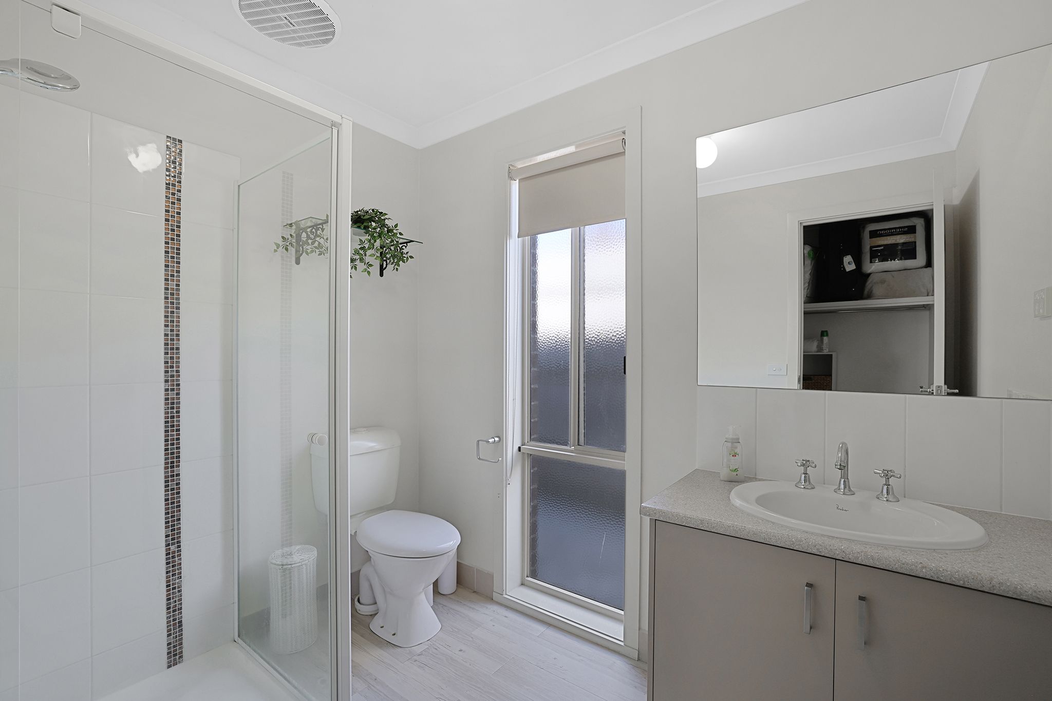 6 Clifford Drive — photo 10 of 24