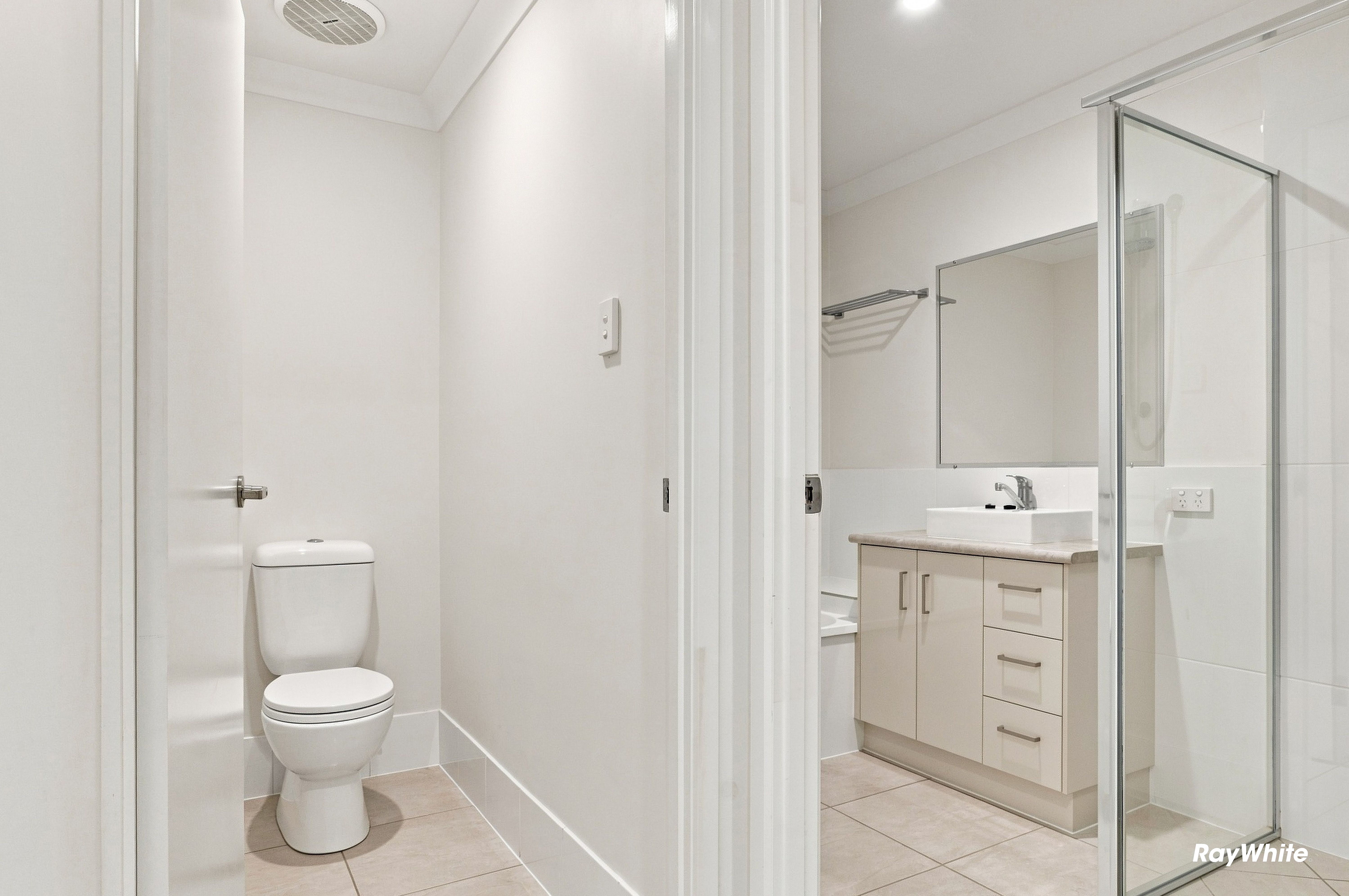 50 Chantilly Street — photo 13 of 30
