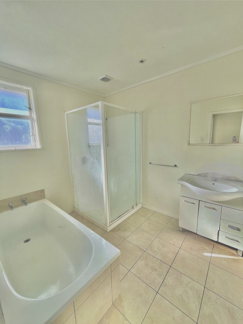 13 Chelburn Crescent, Mangere, Manukau City