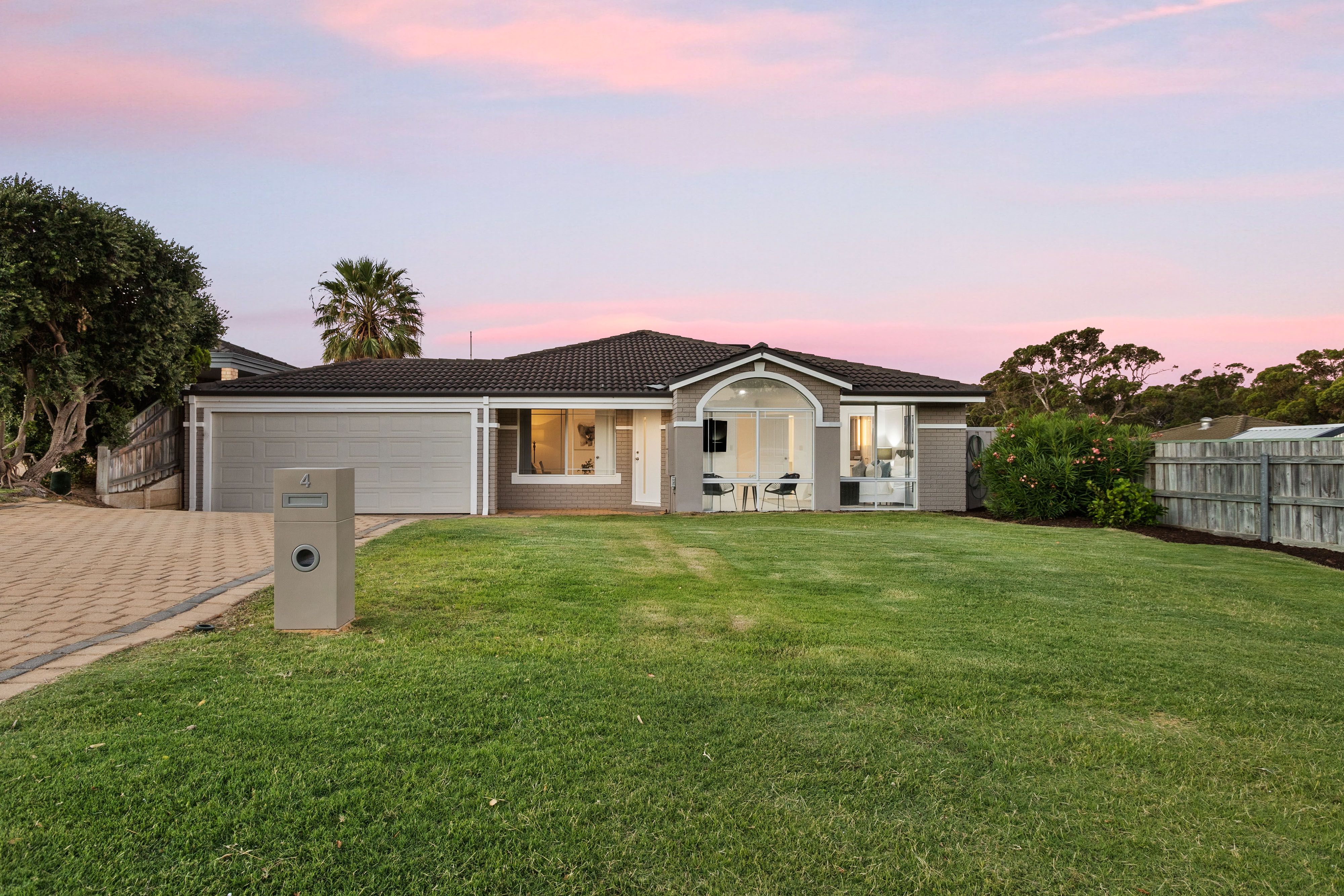 4 Sykes Cove, Clarkson, WA 6030