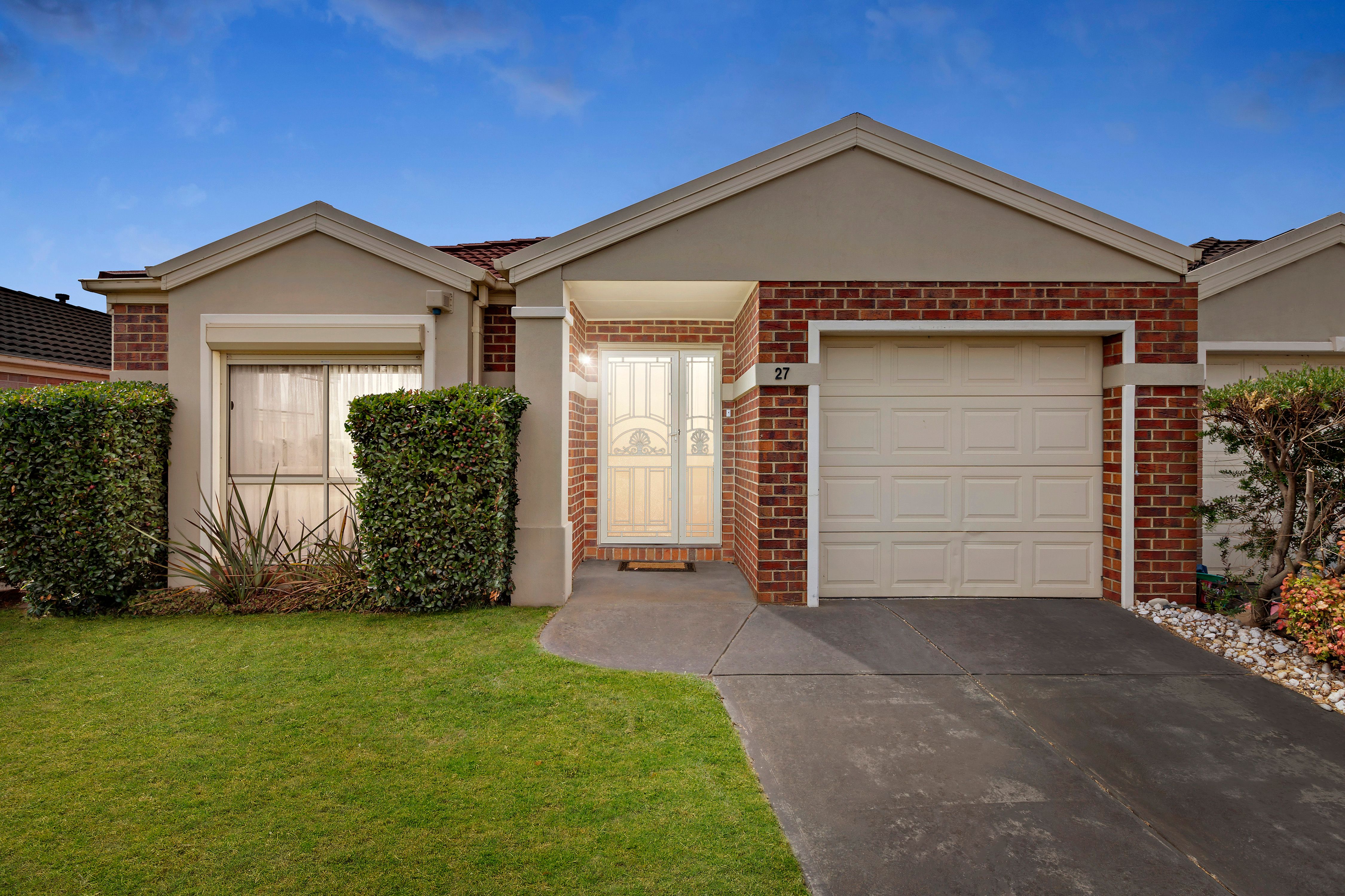 27 Robinsons Road, Frankston South VIC 3199