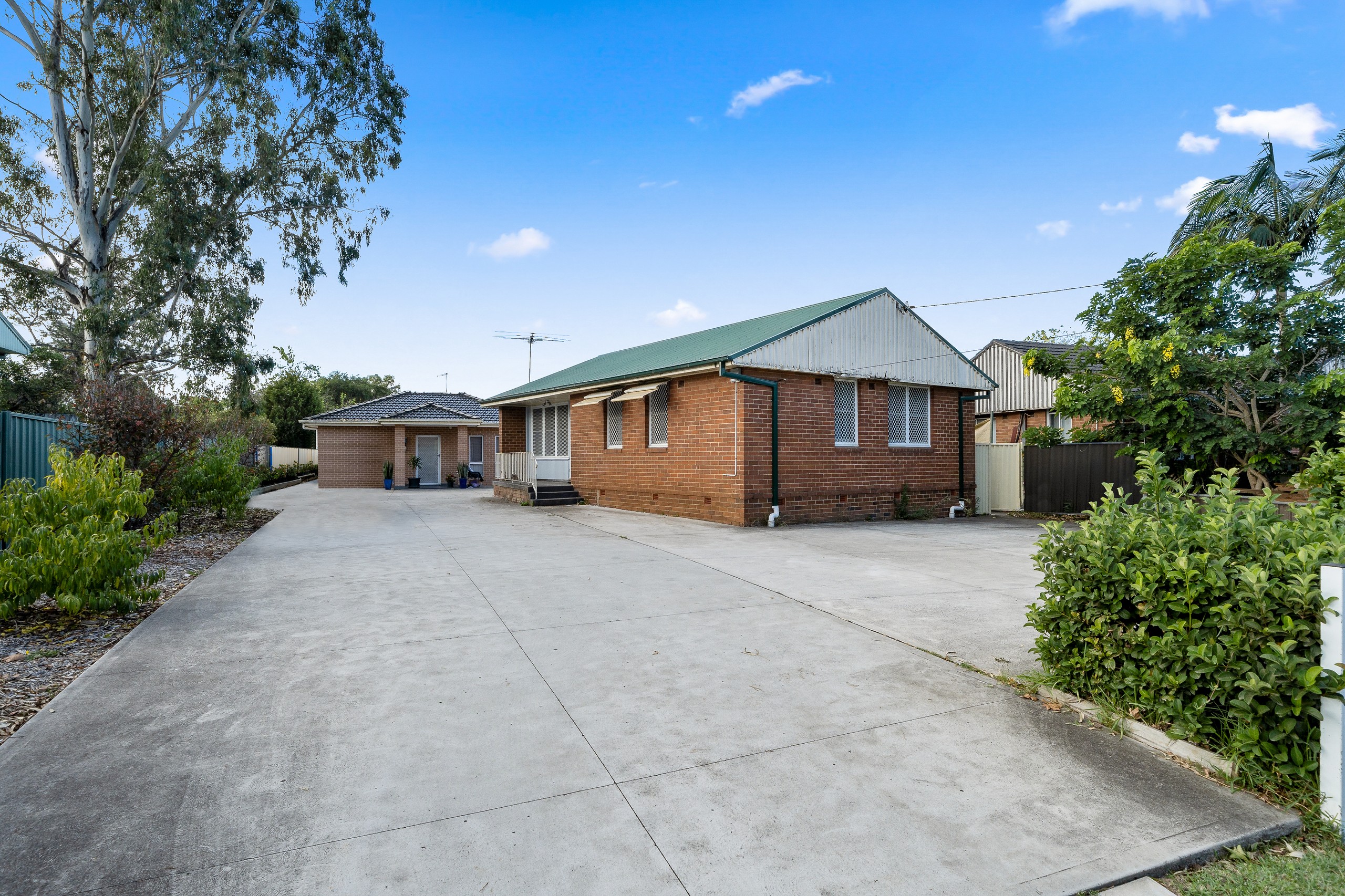 111 Cartwright Avenue, Sadleir, NSW 2168