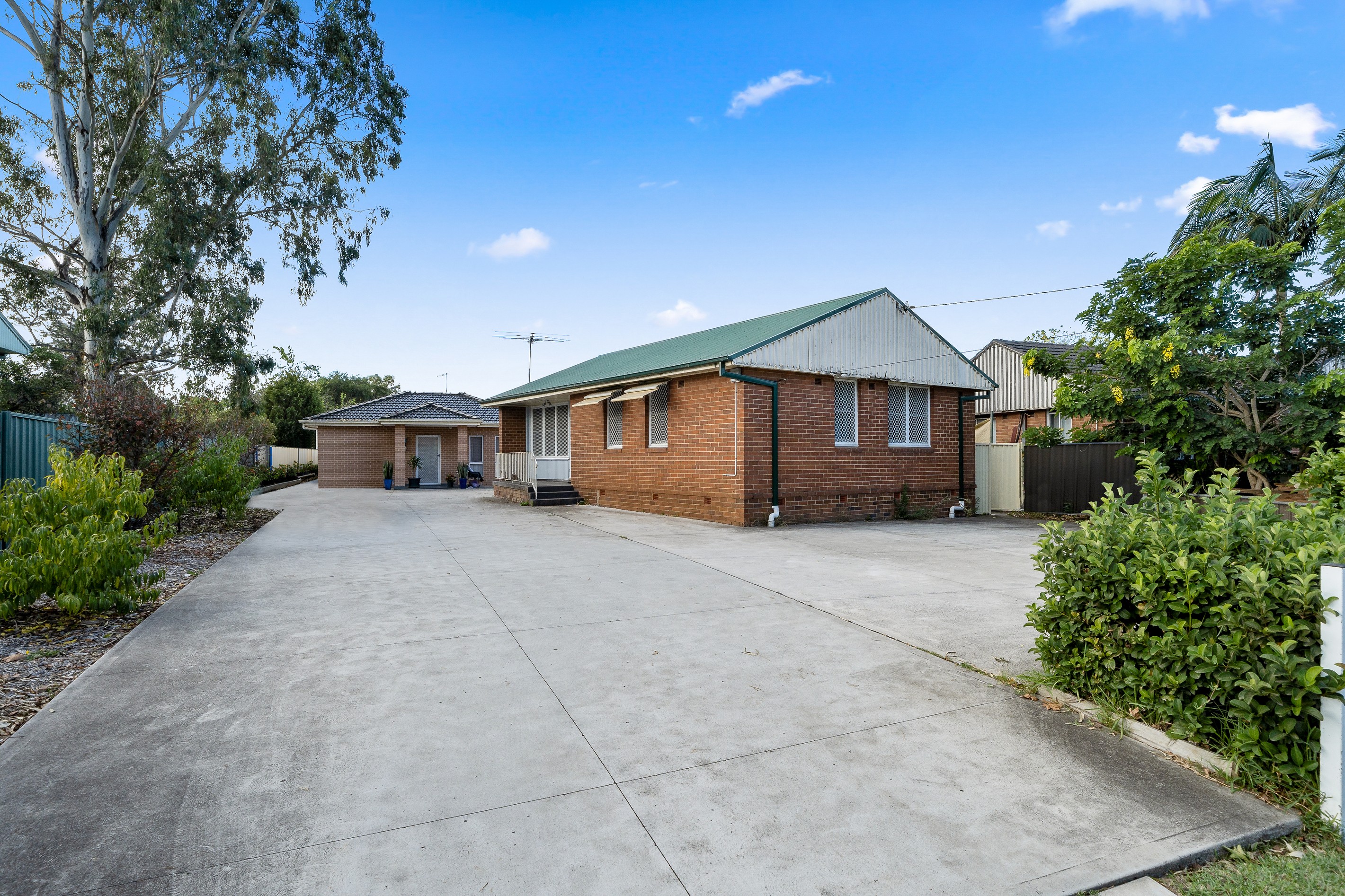 111 Cartwright Avenue, Sadleir, NSW 2168