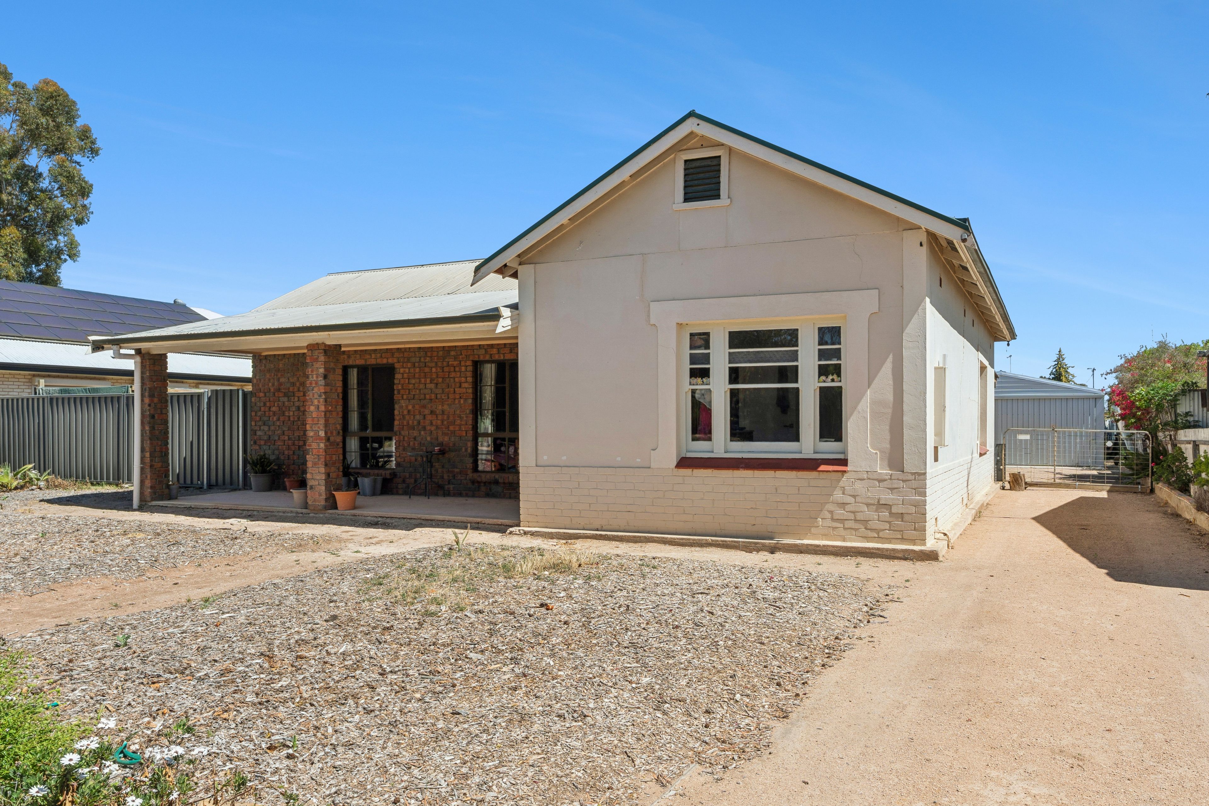 17 Railway Terrace , Renmark SA 5341