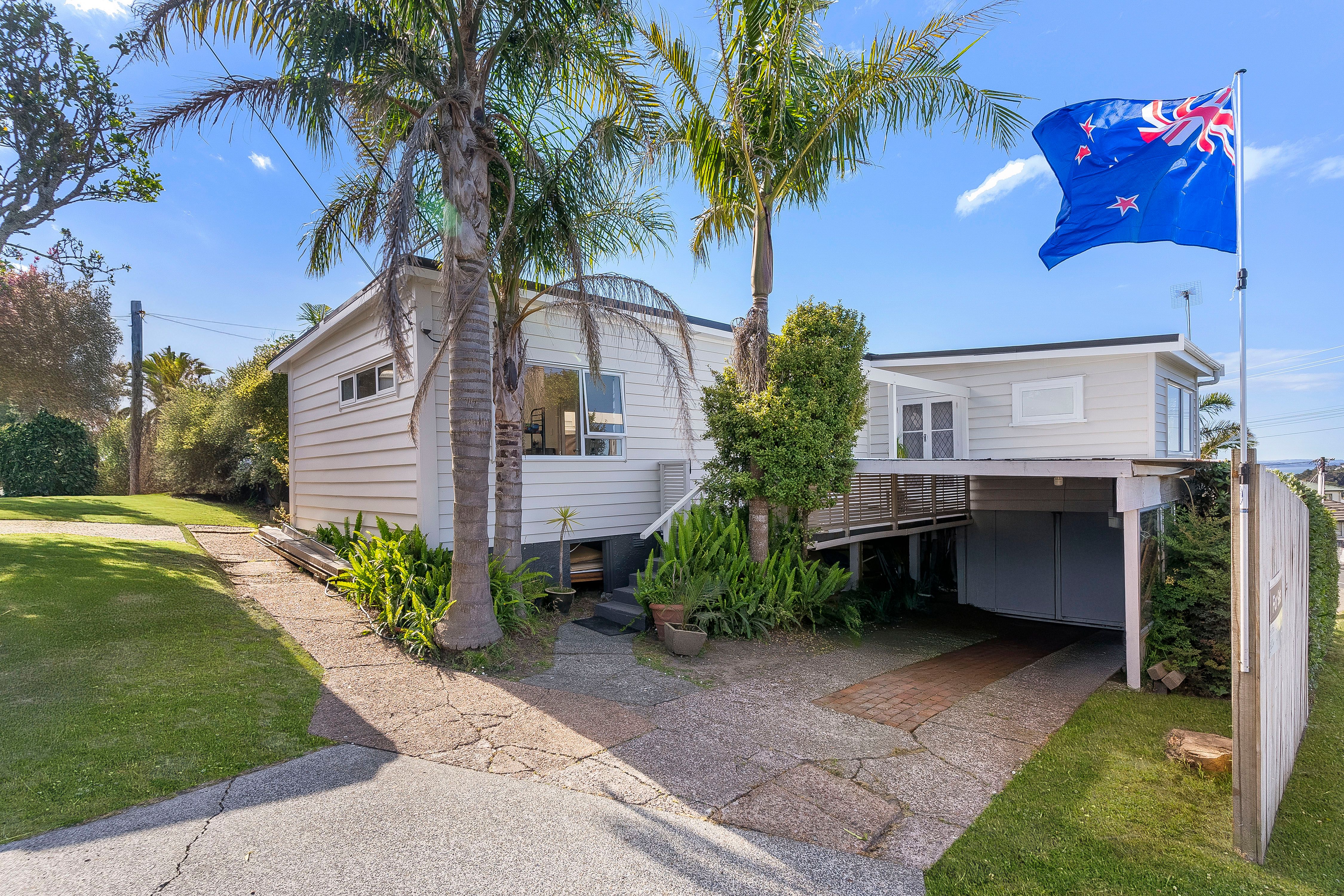 51 Wade River Road, Stanmore Bay, Rodney
