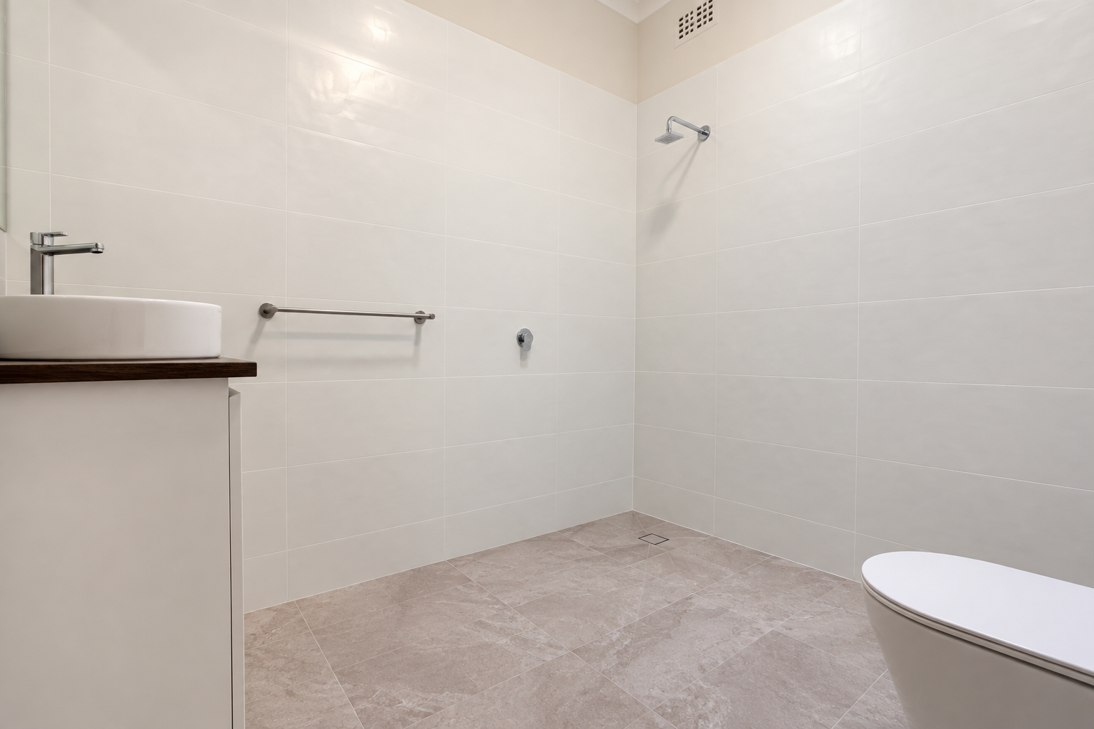 899 Mate Street — photo 4 of 10