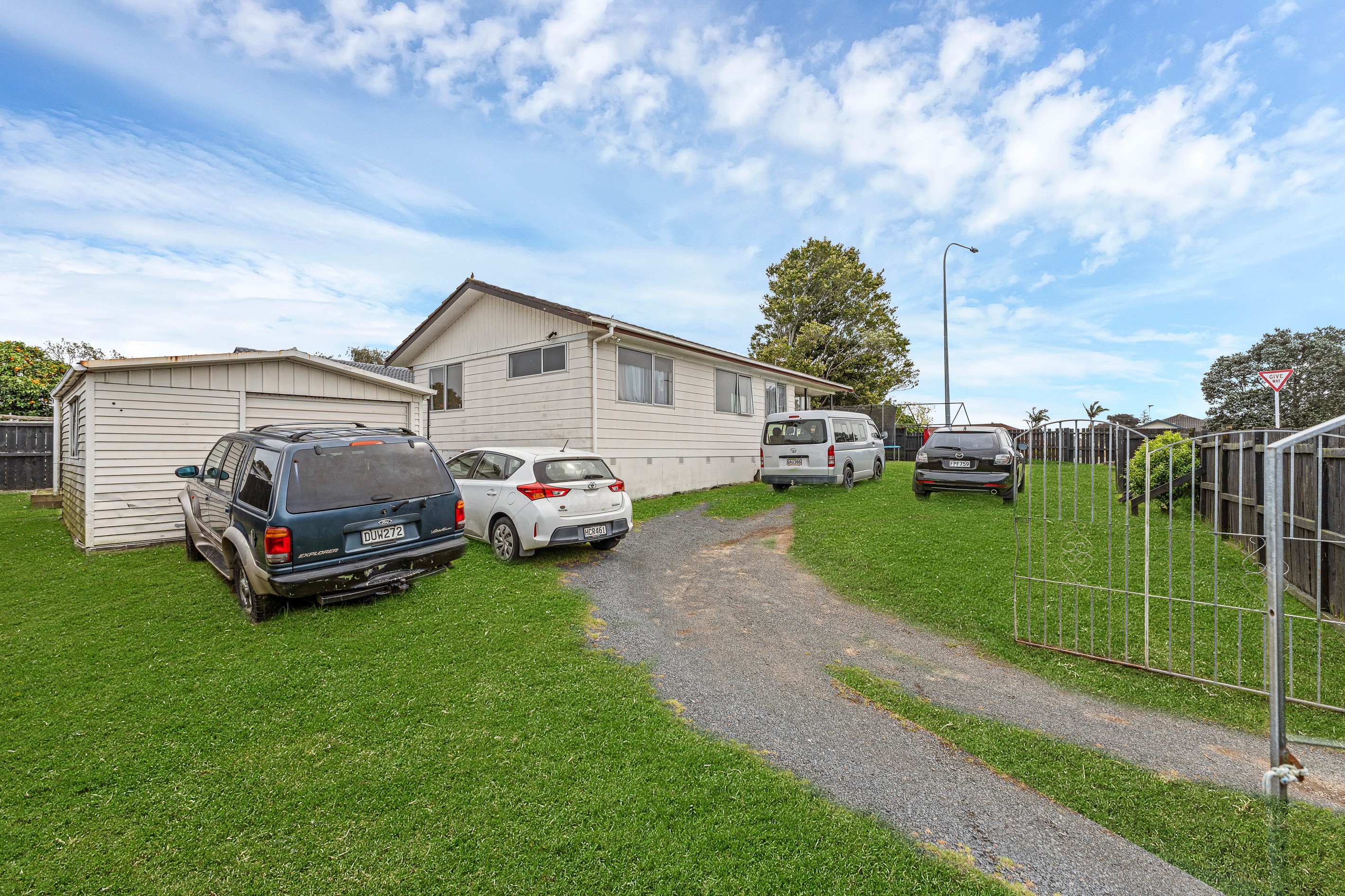 1 Becker Drive, Weymouth, Manukau City
