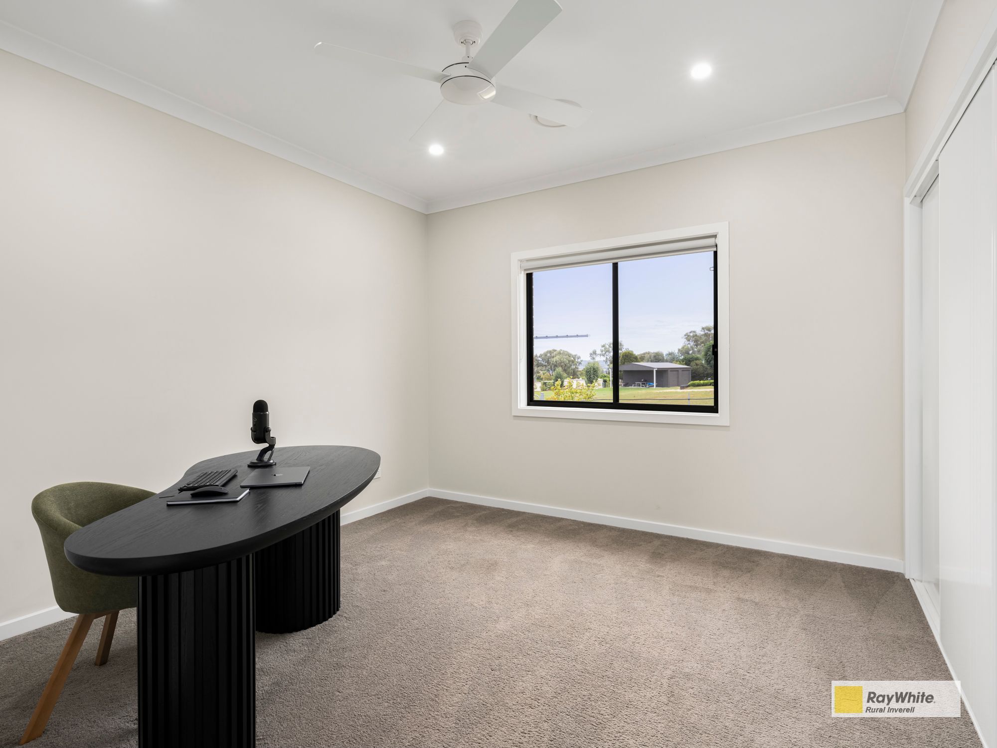 11 Wolbah Close — photo 11 of 30