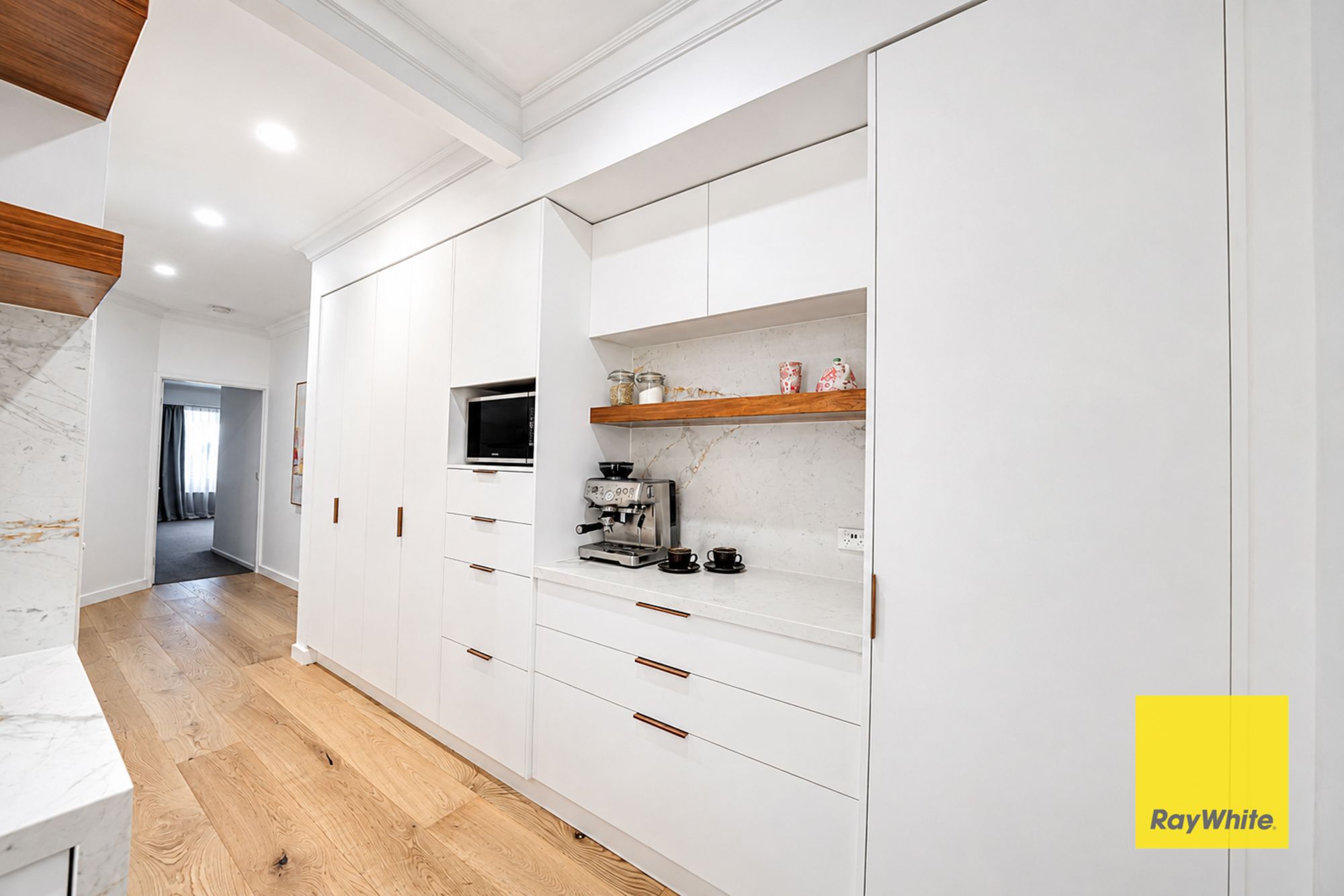 30 Barring Boulevard — photo 11 of 29